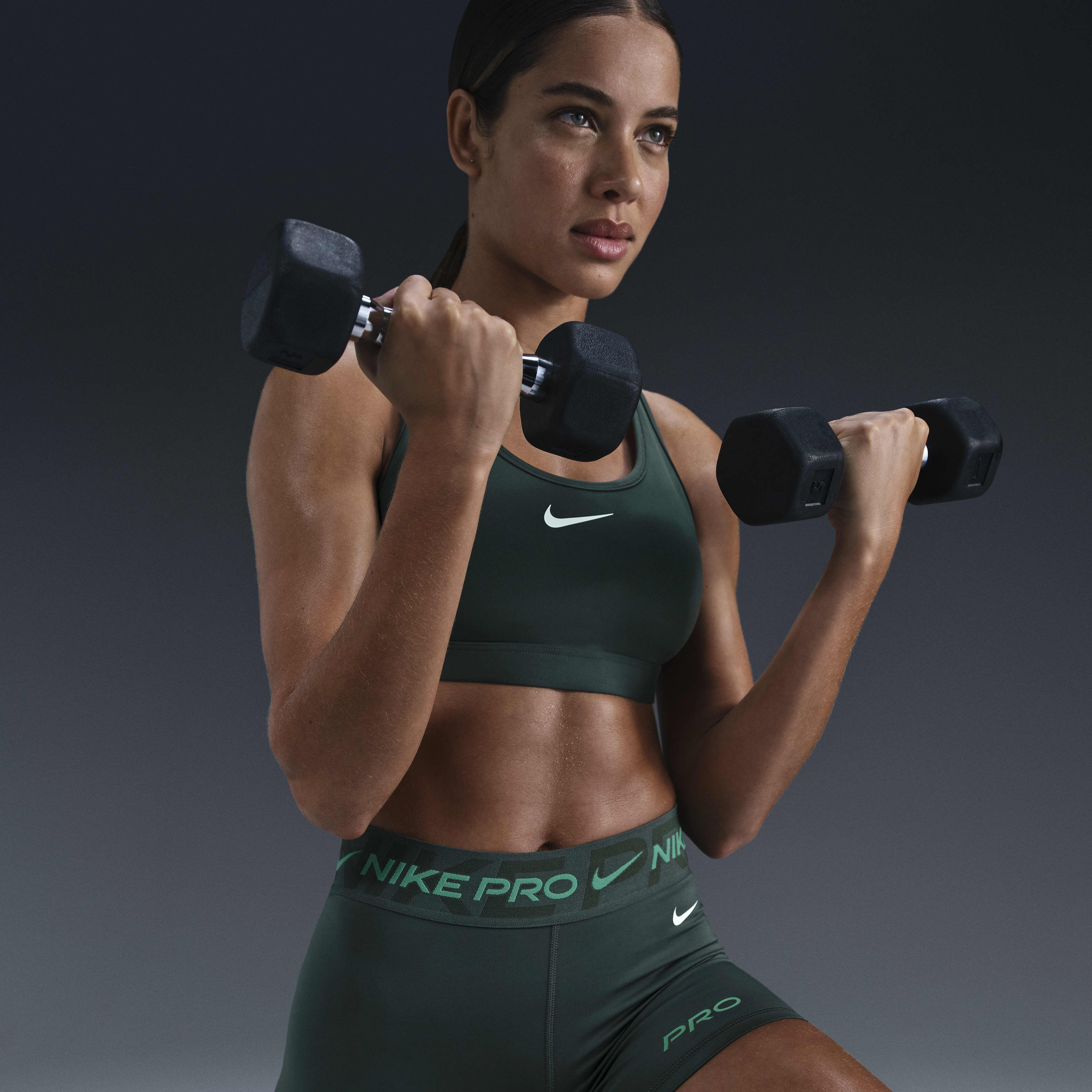 Nike Pro image number 4