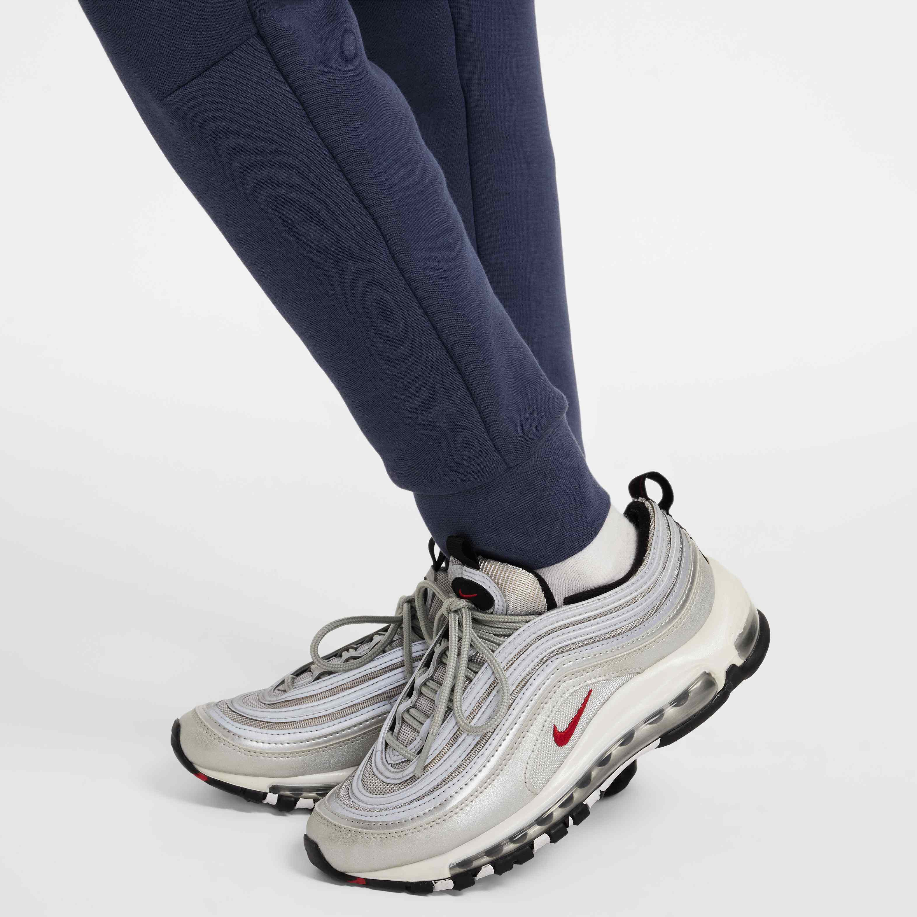 Nike Sportswear Tech Fleece image number 8