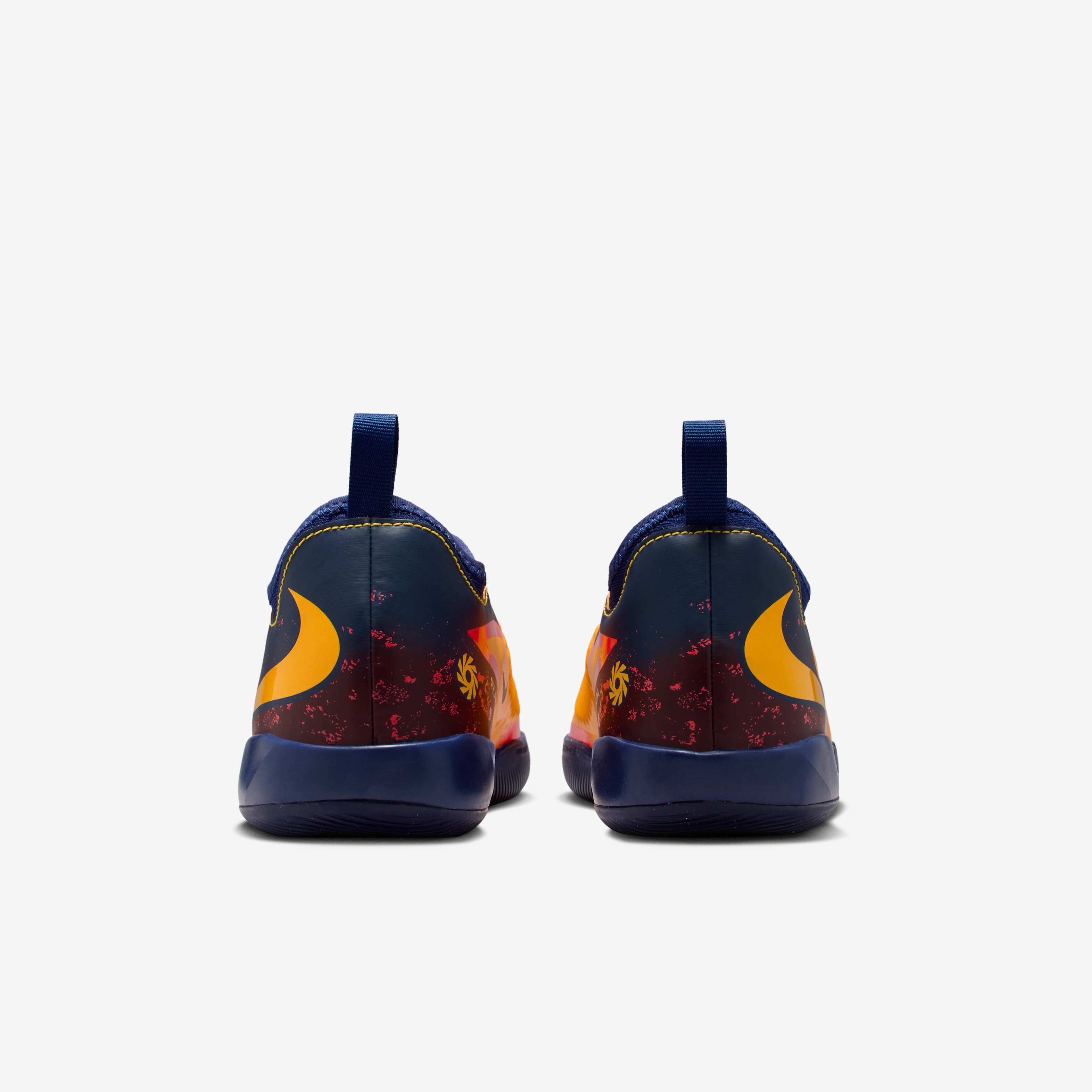 Nike Jr. Phantom 6 Low Academy 'Erling Haaland' image number 5