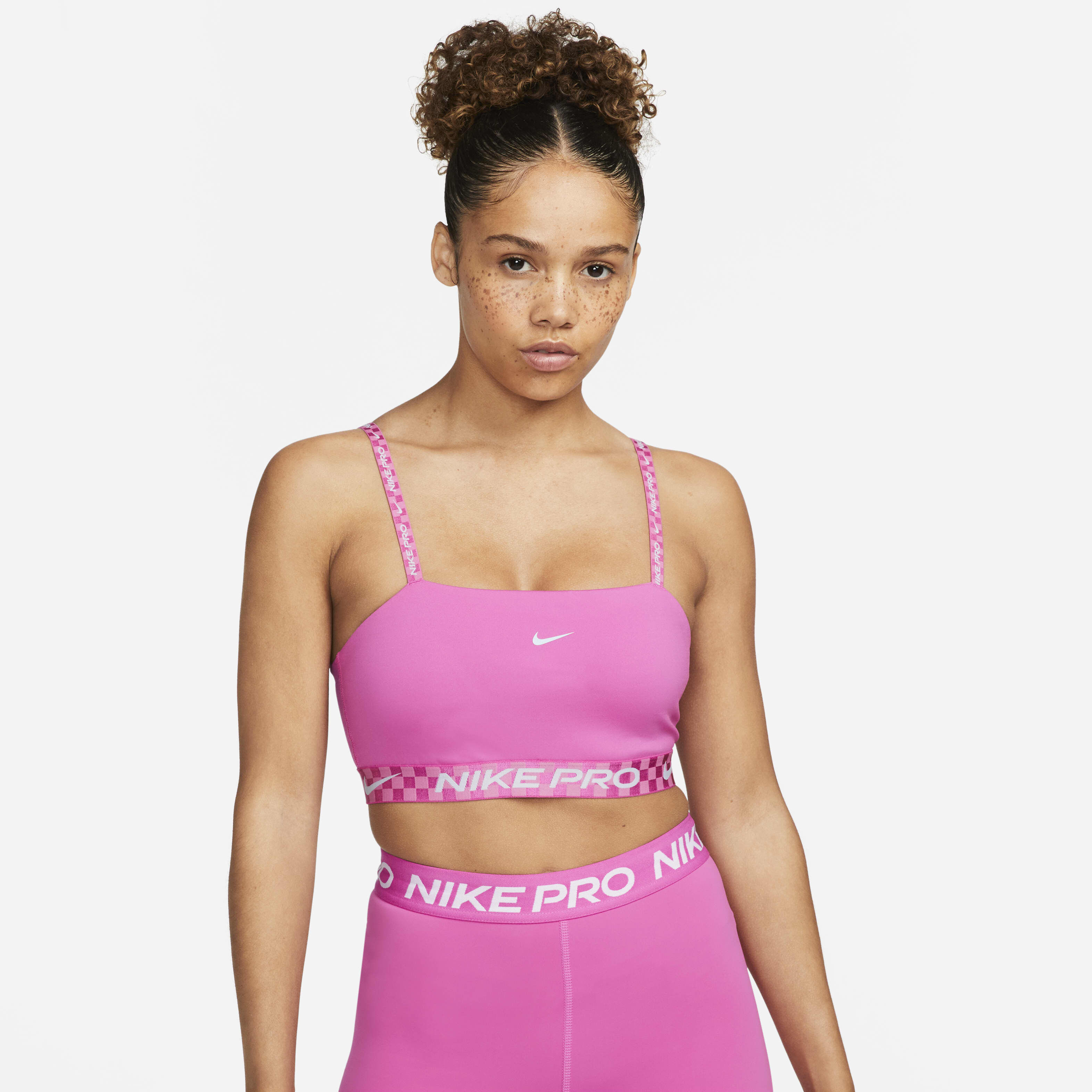 Neon sports bra nike 2025