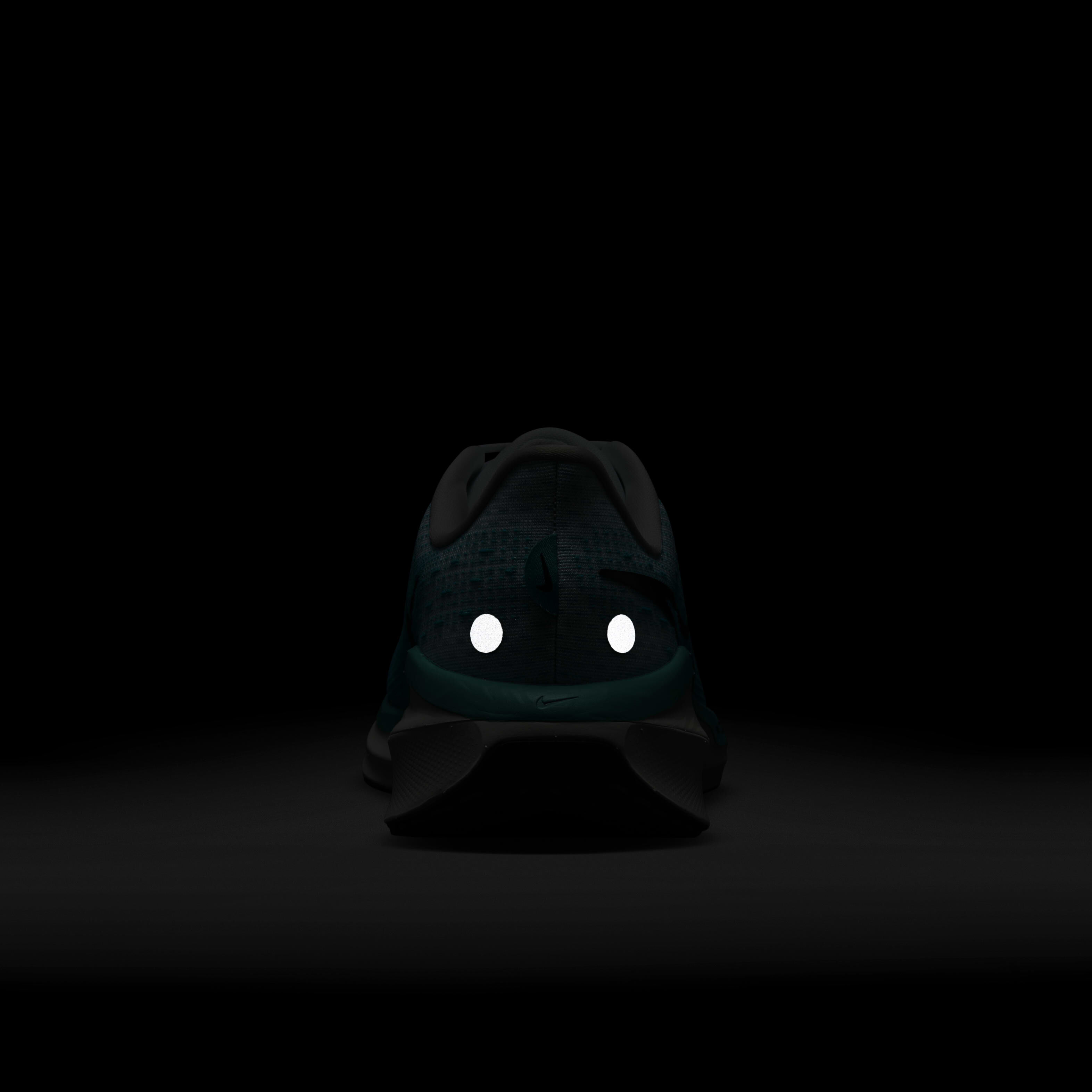 Nike Vomero 17 image number 9