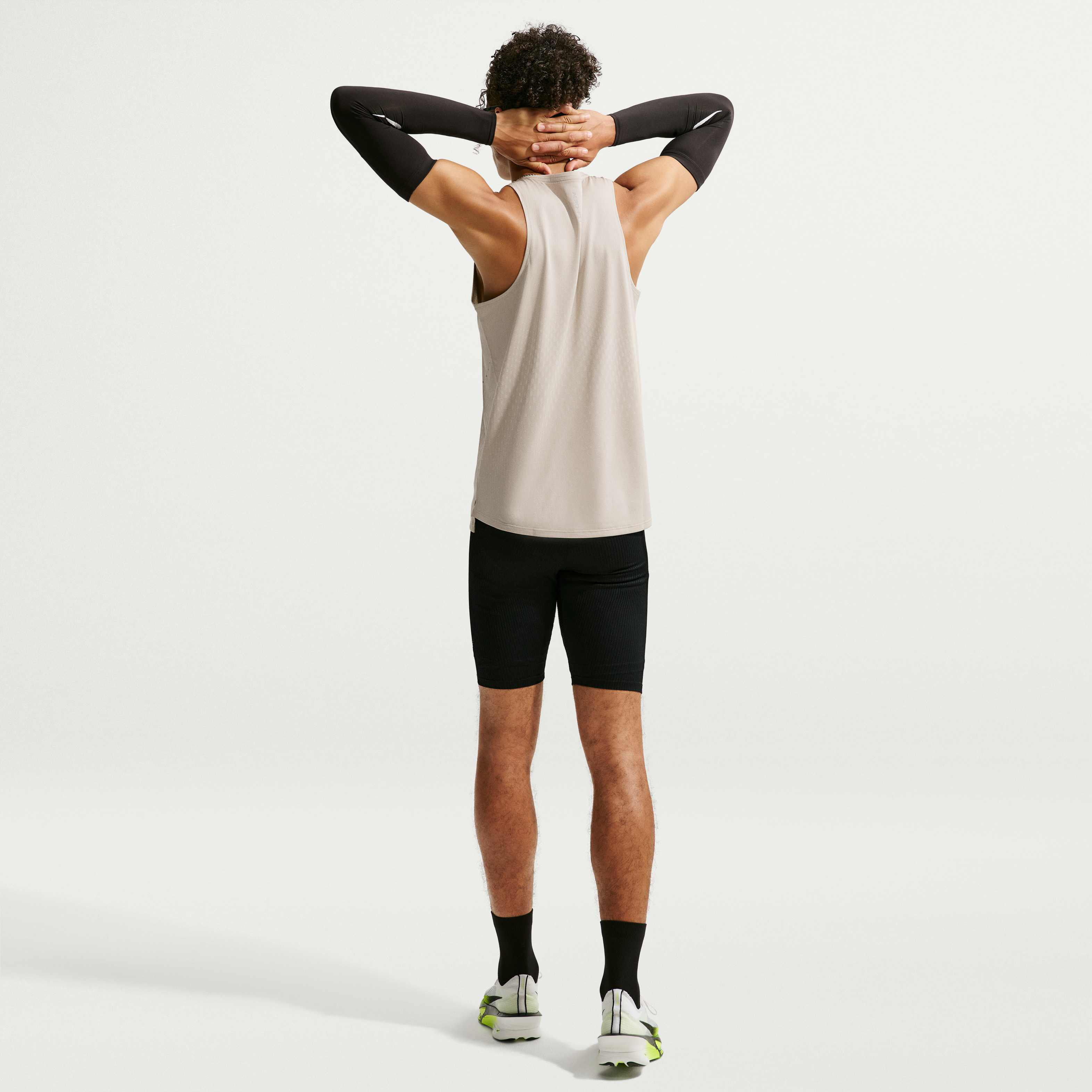 Nike Stride Aero-FIT image number 4