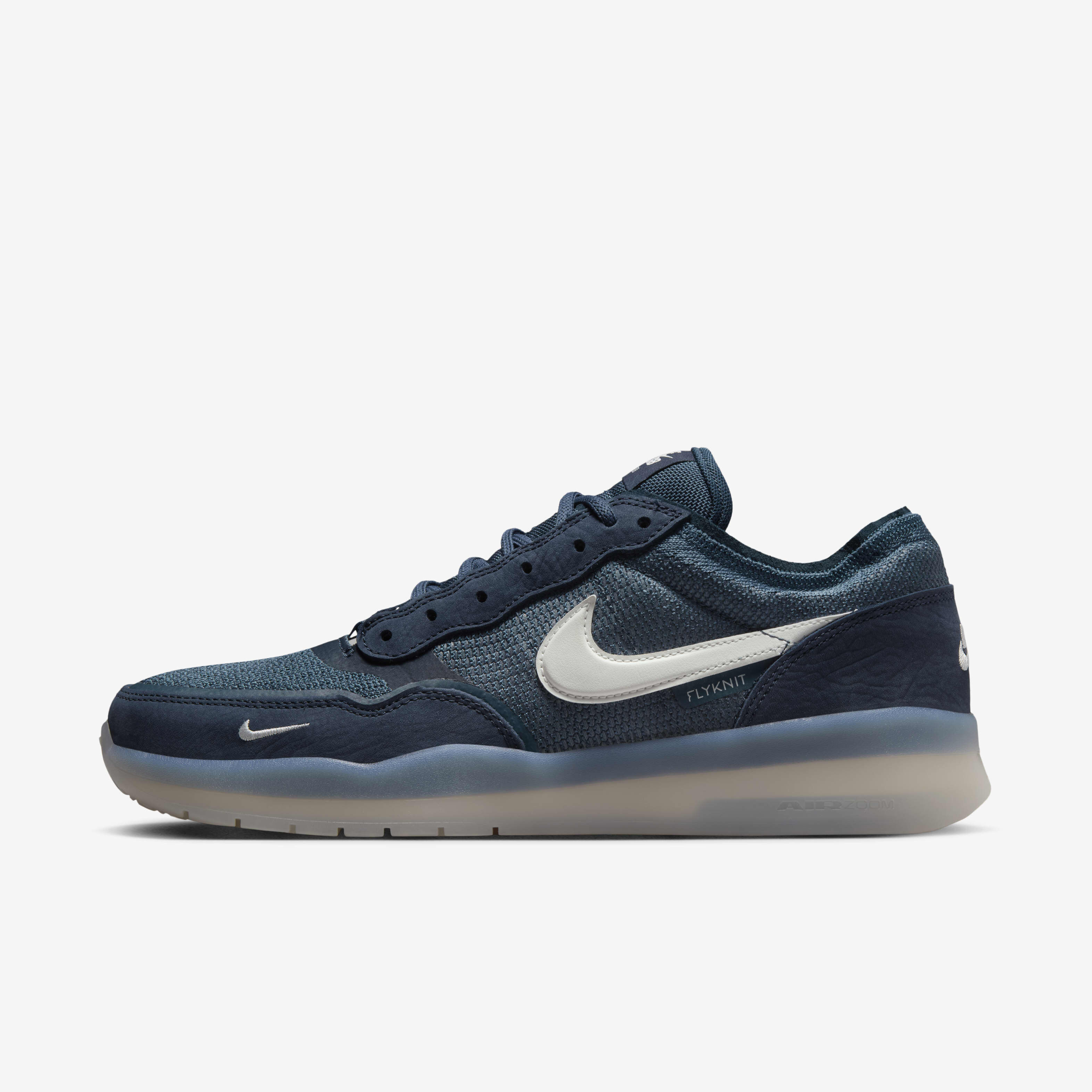 Shop Skateboarding Shoes Online in UAE Nike Shoes for Skateboarding