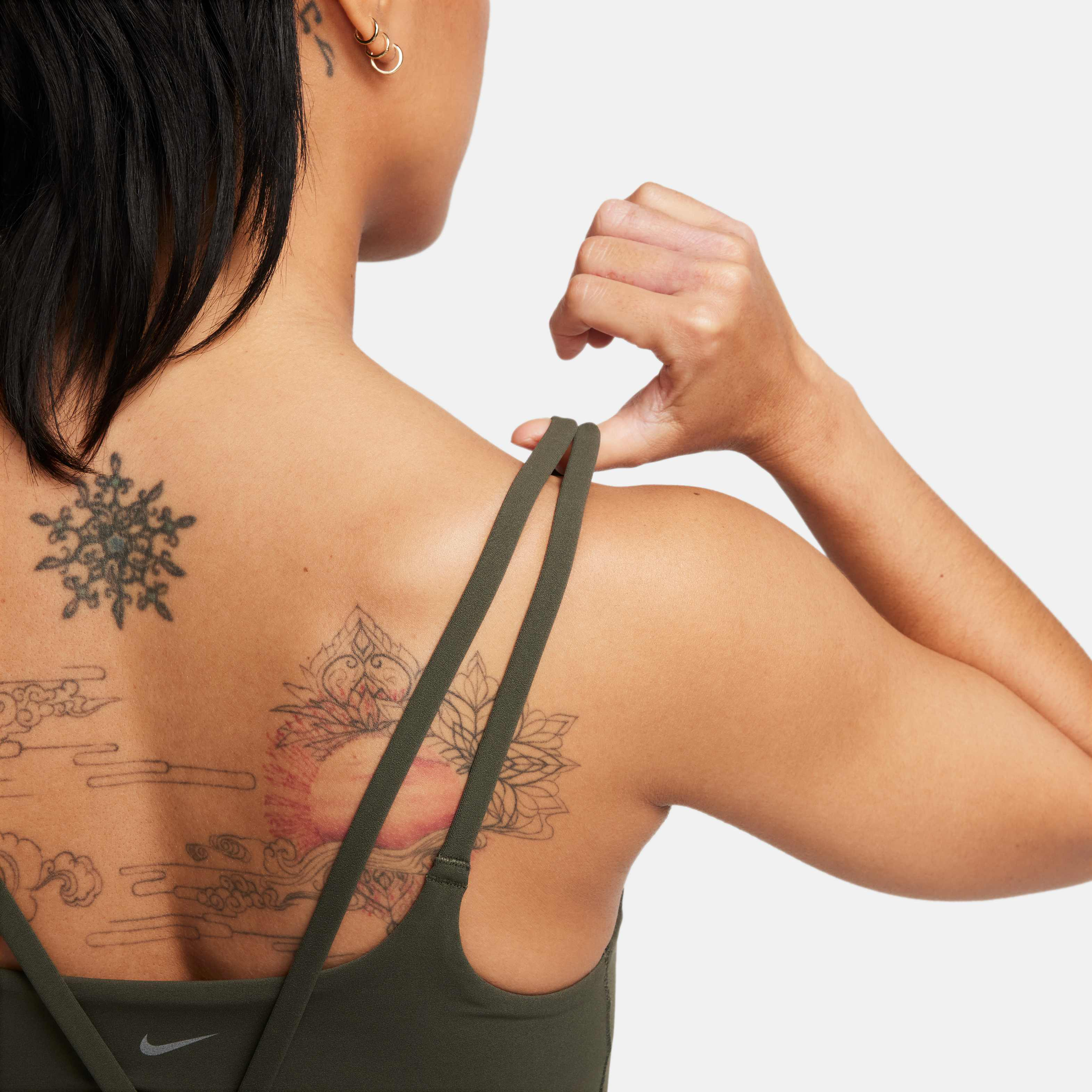 نايكي اليت ترايس image number 5