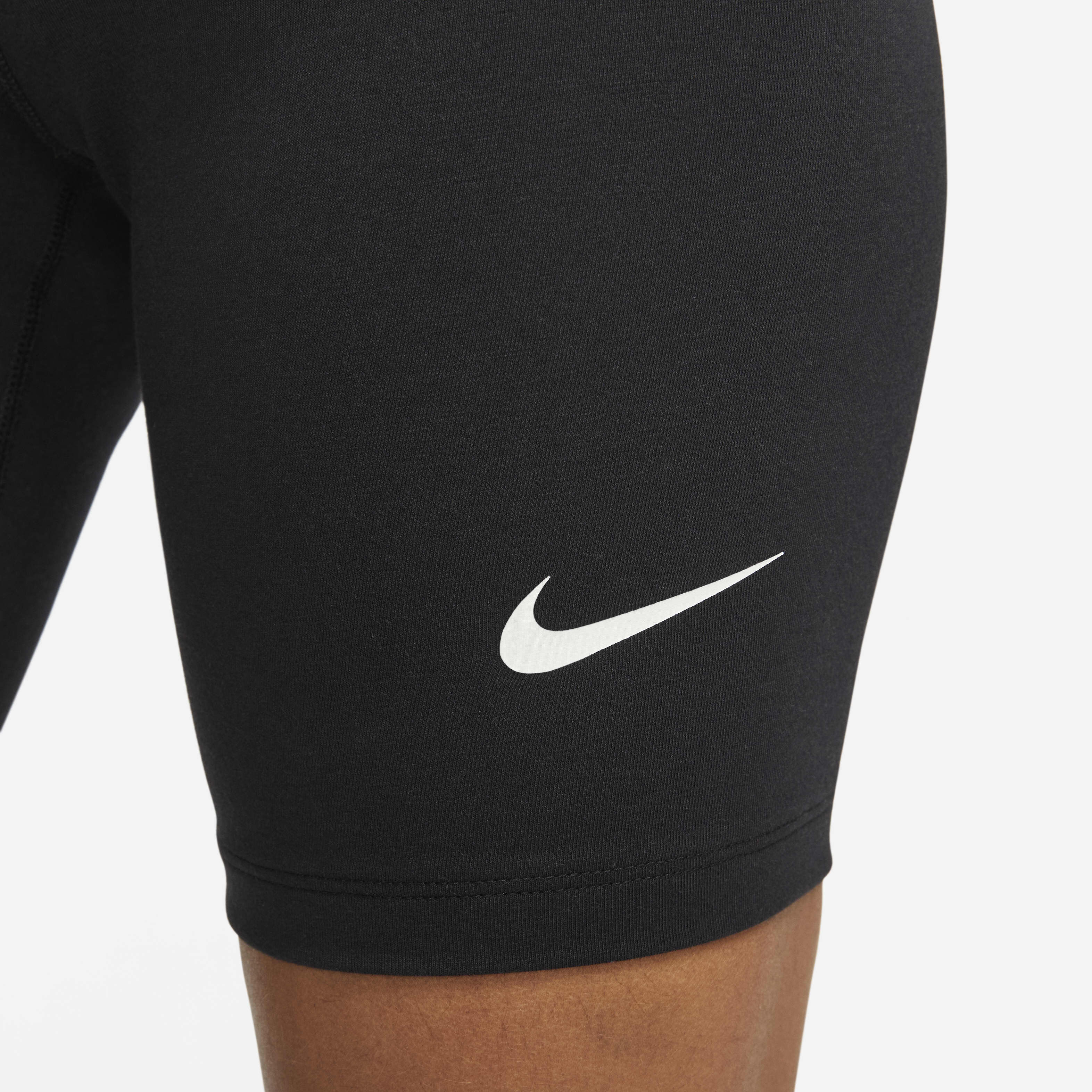 Nike Sportswear Classic image number 4