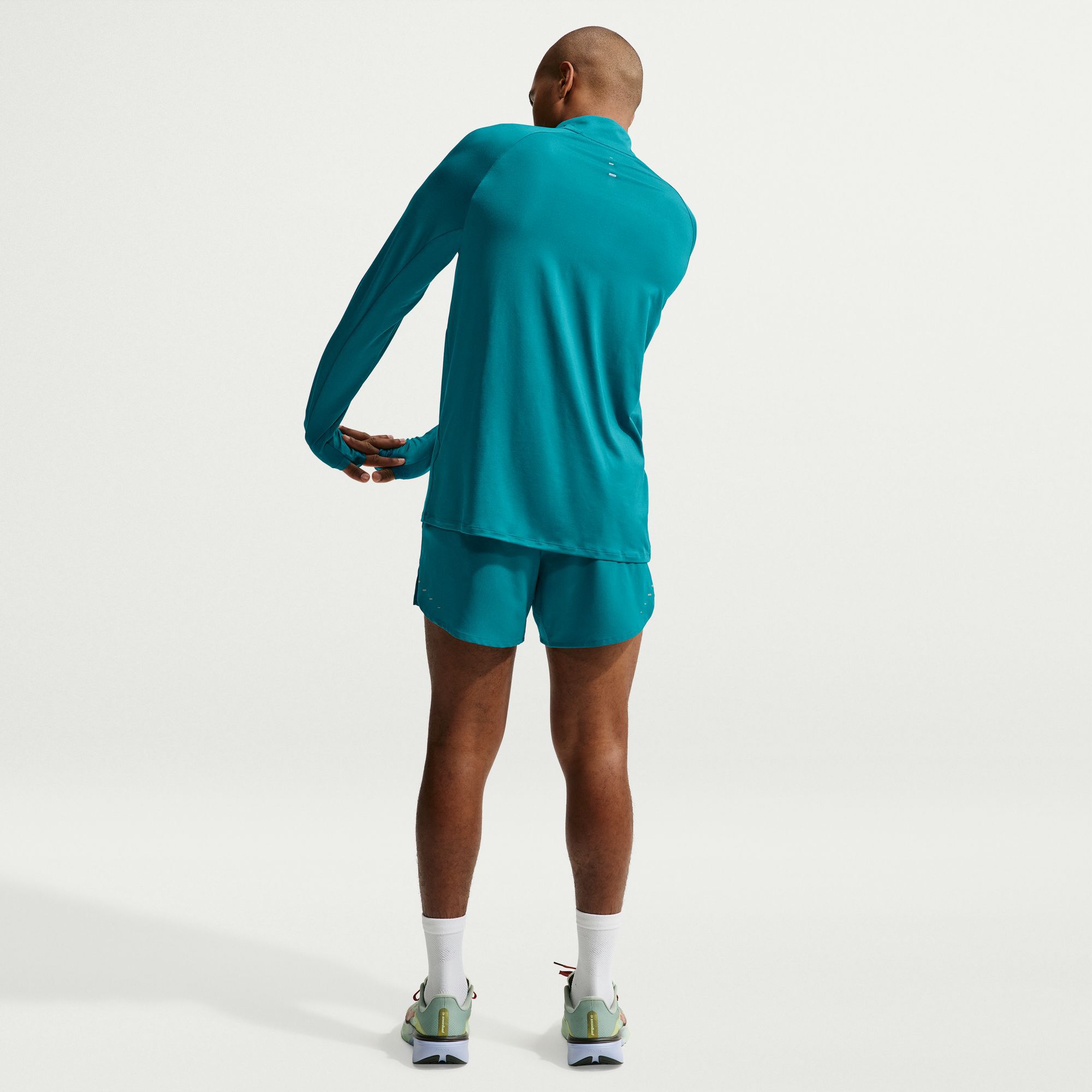 Nike Stride image number 1