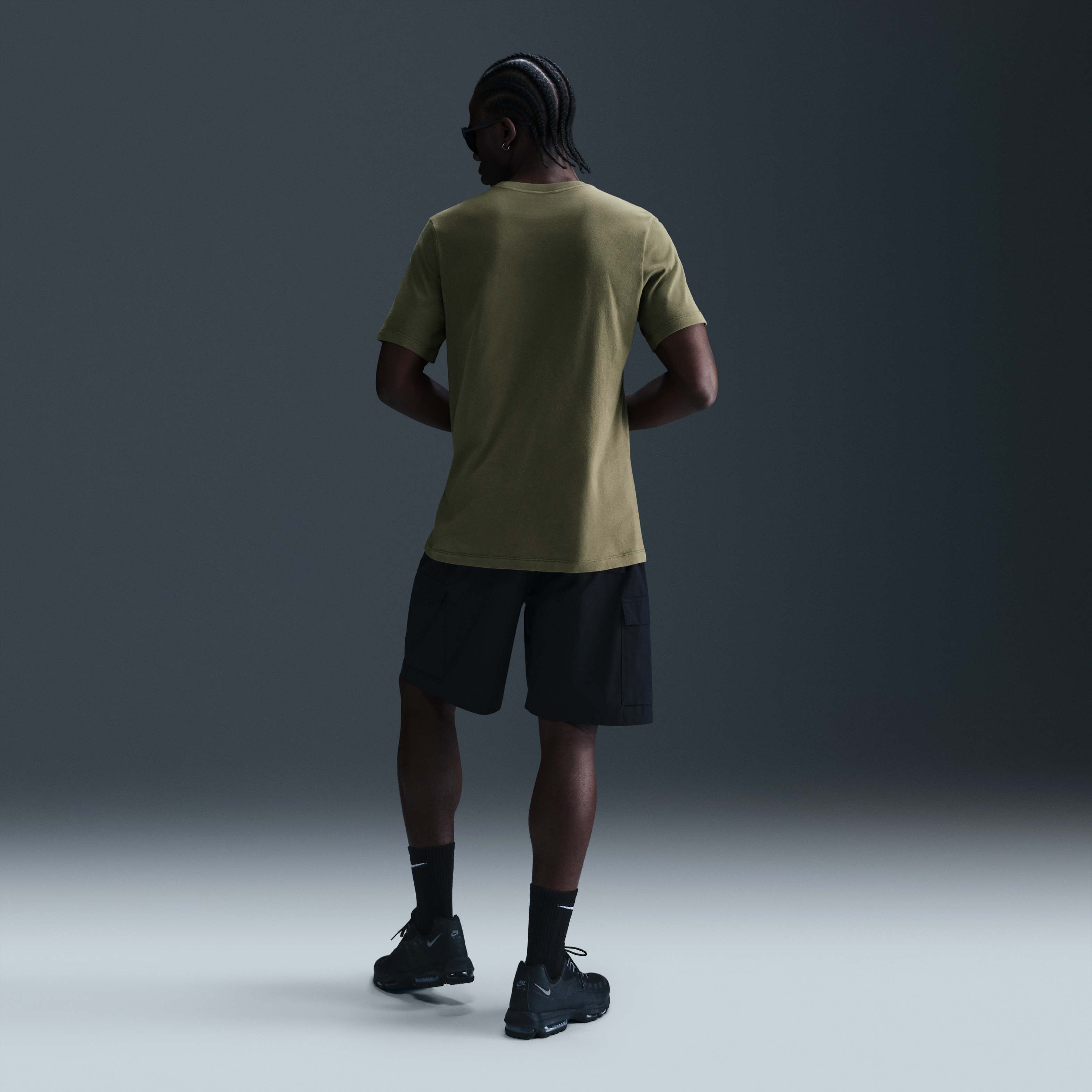 نايكي سبورتسوير image number 4