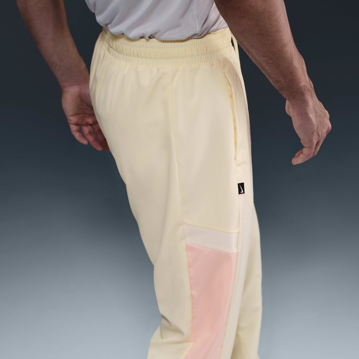 Nike Icon image number 2 Nike Icon image number 2