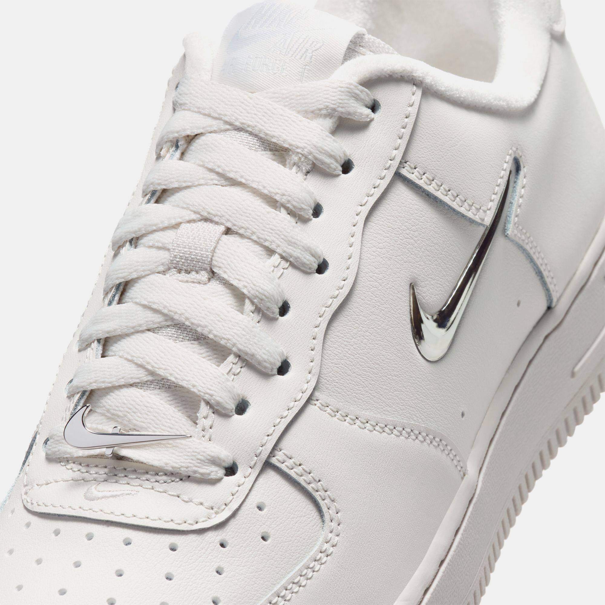 Nike Air Force 1 '07 image number 8