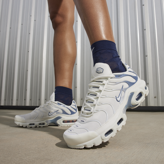 Blue air max plus womens hot sale