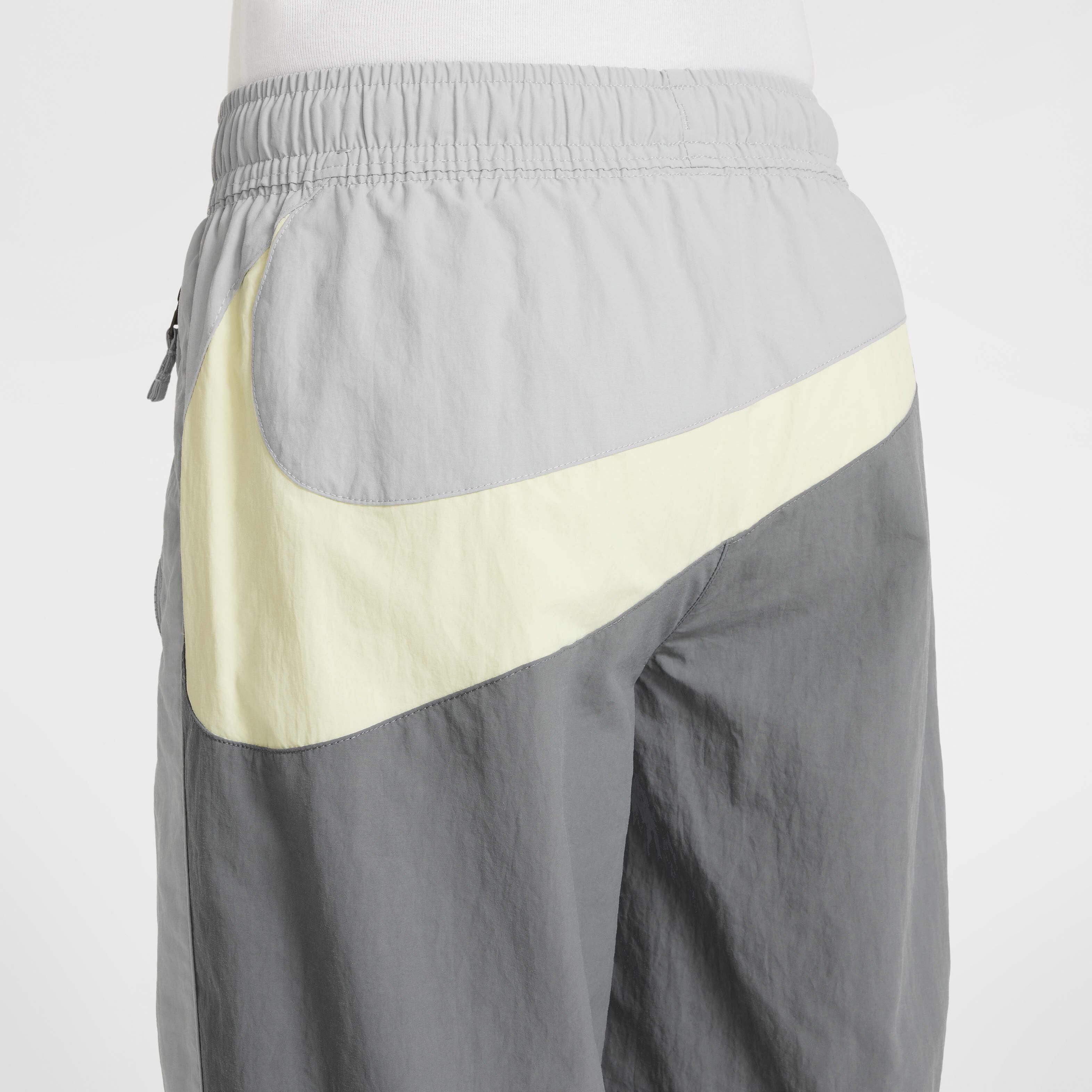 Nike Sportswear Amplify image number 4