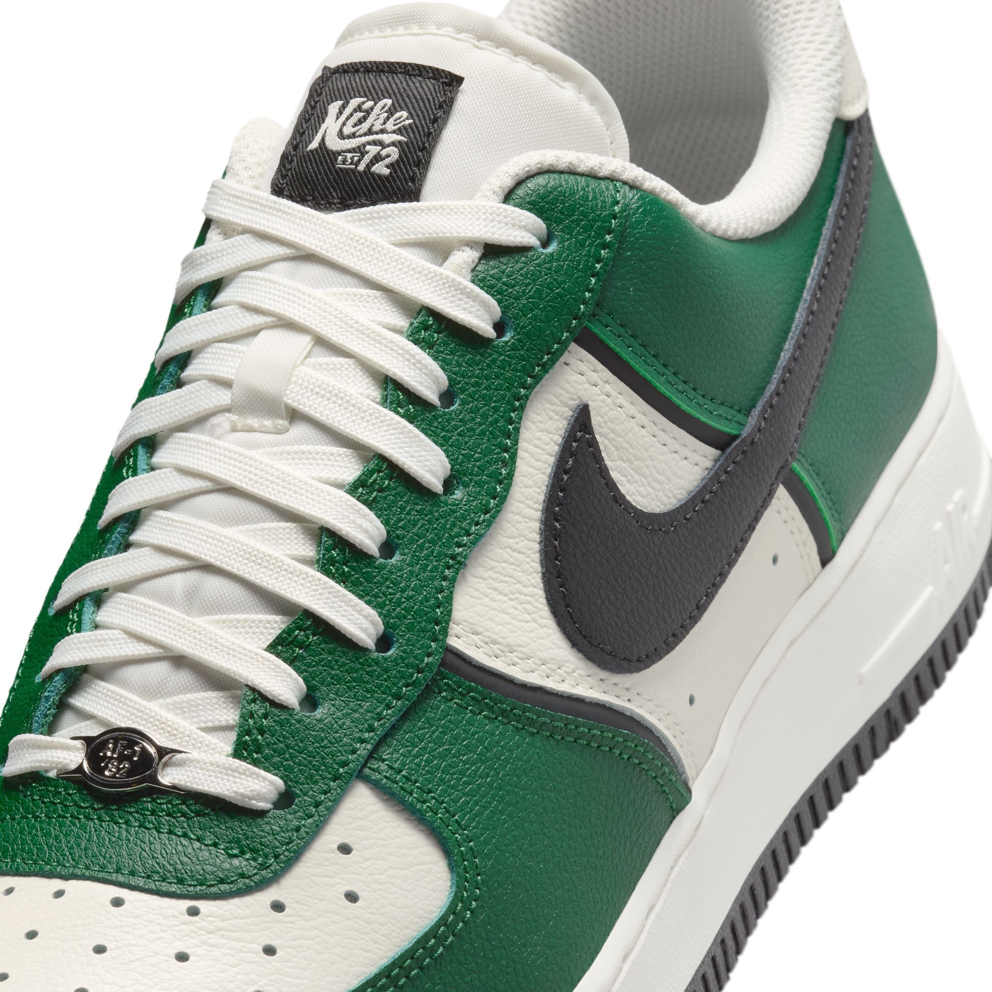 Nike Air Force 1 '07 LV8  image number 9