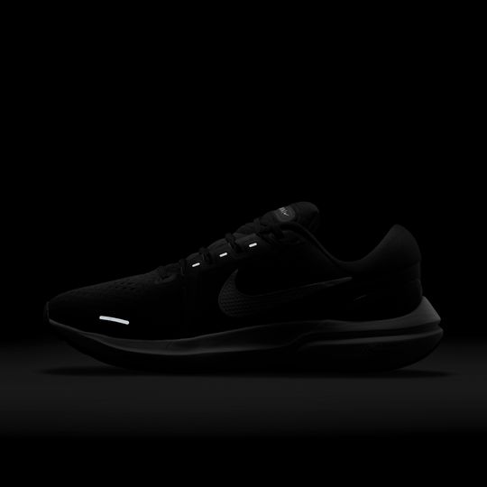 Nike zoom vomero sales shield
