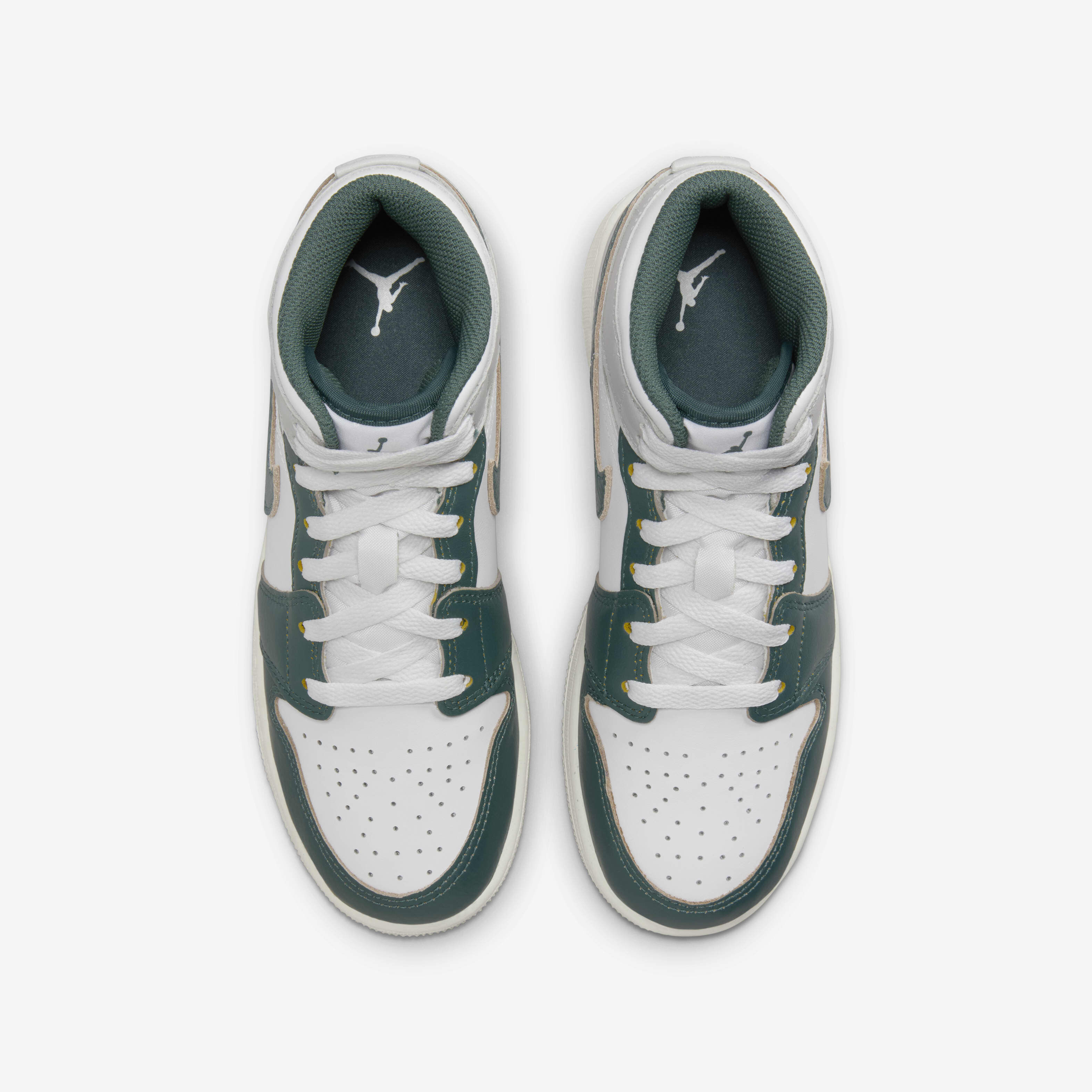 Air Jordan 1 Mid Older Kids' Shoes. Nike SG