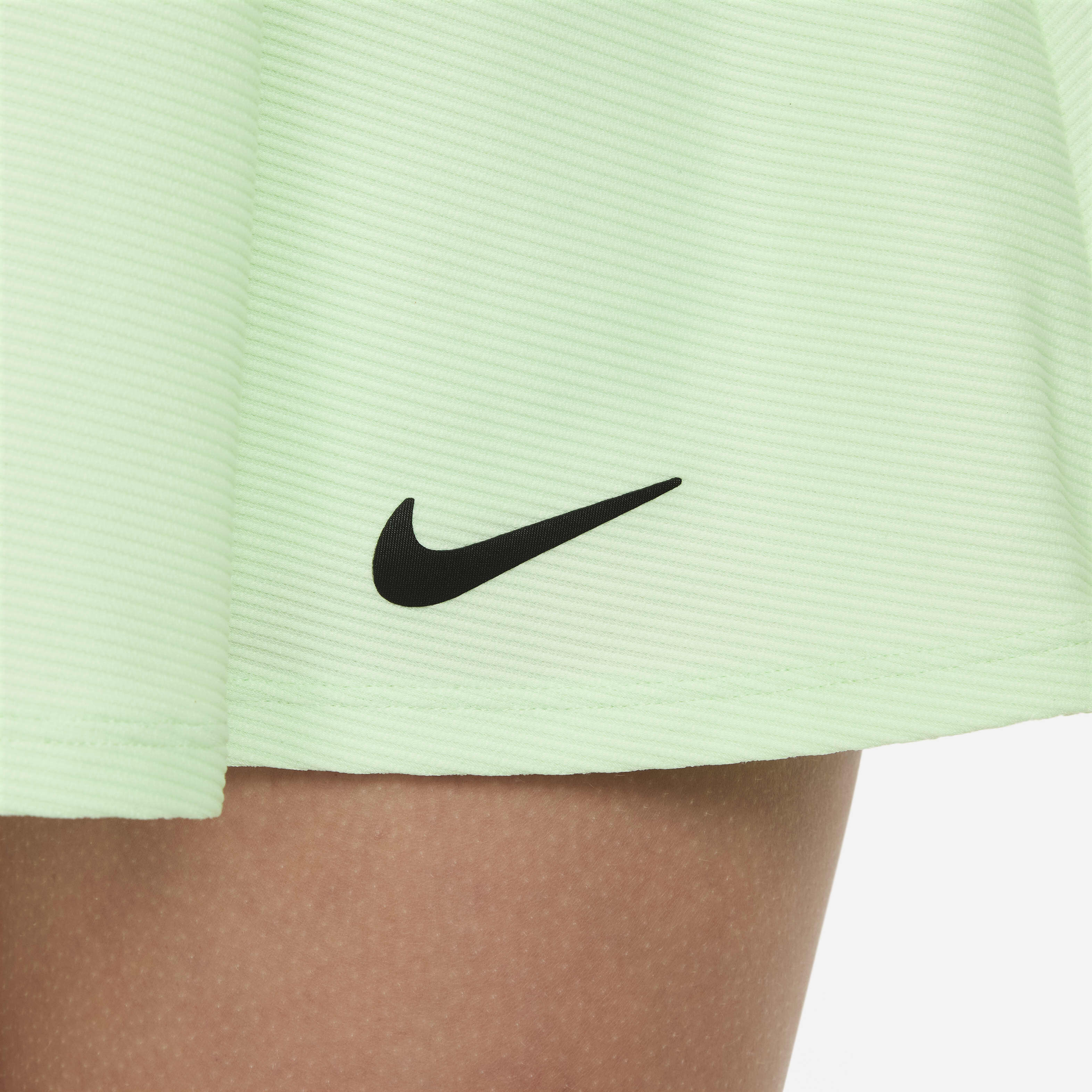 NikeCourt Dri-FIT Victory image number 3