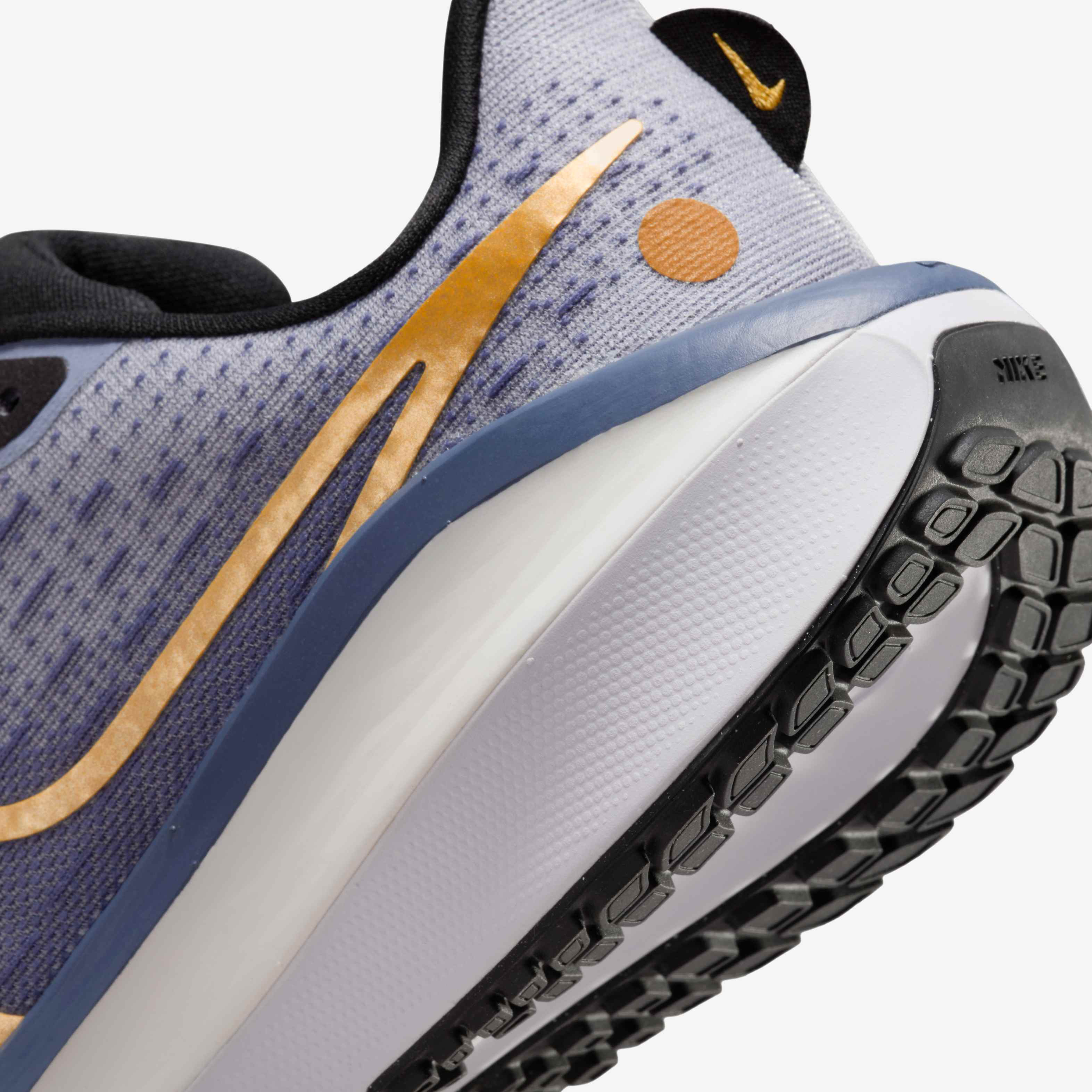 Nike Vomero 17 image number 8