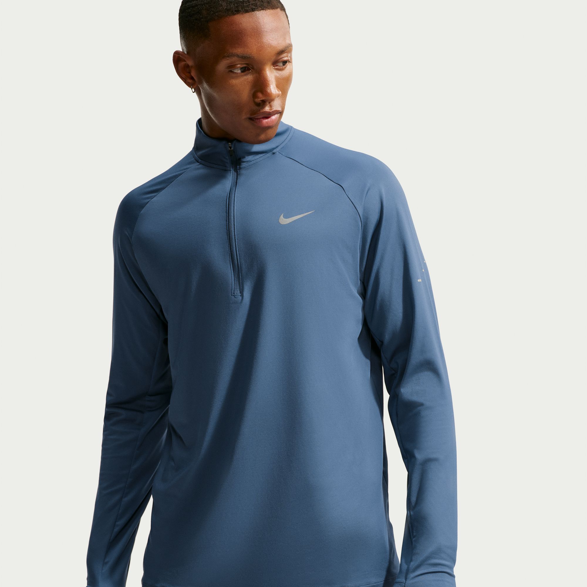 Nike Stride image number 2