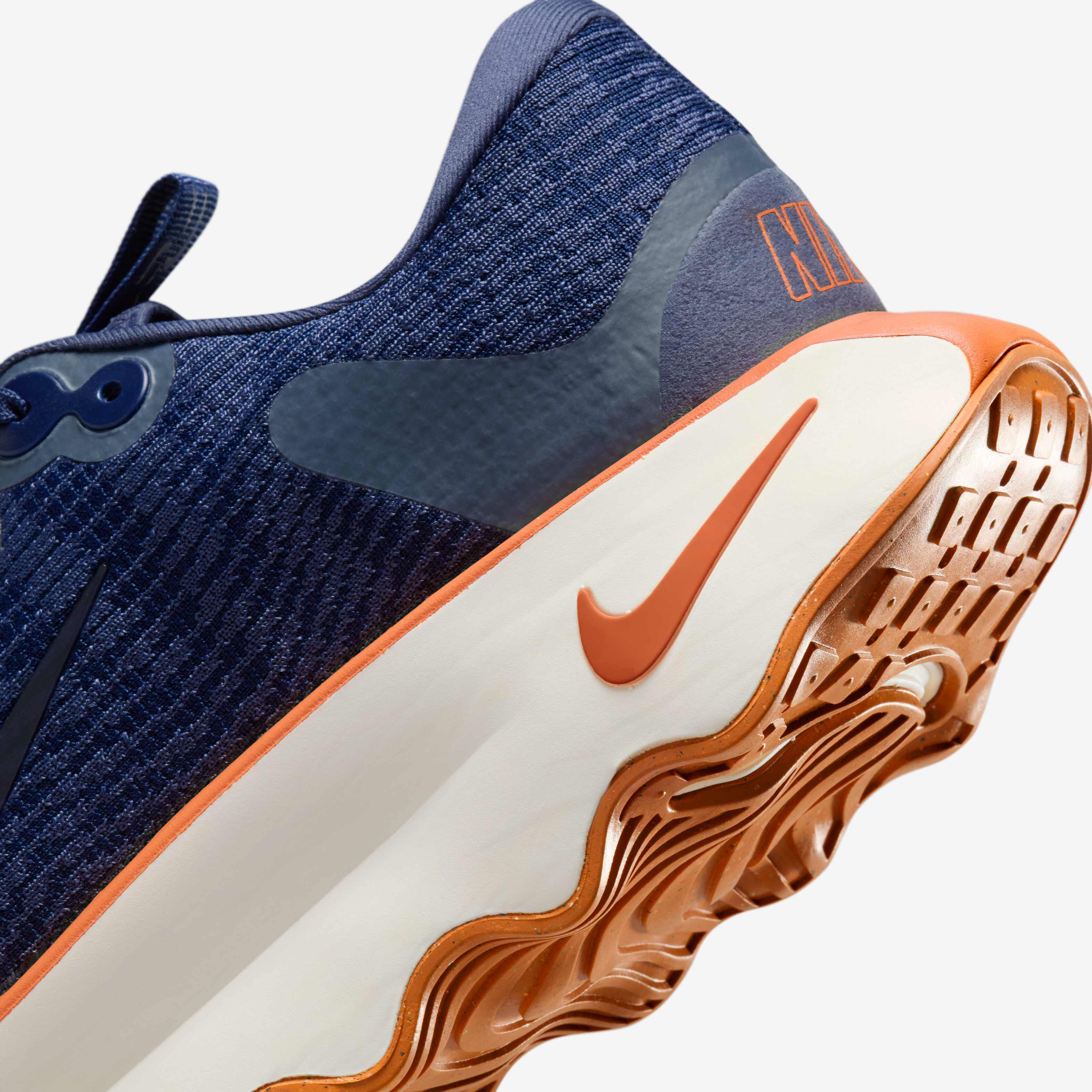 نايكي موتيفا image number 7