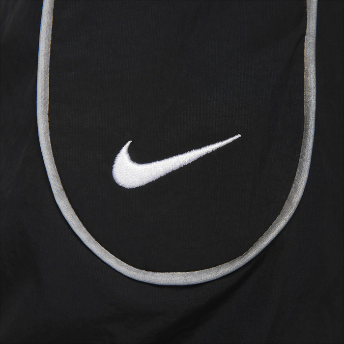 Nike Sportswear Solo Swoosh image number 13 Nike Sportswear Solo Swoosh image number 13