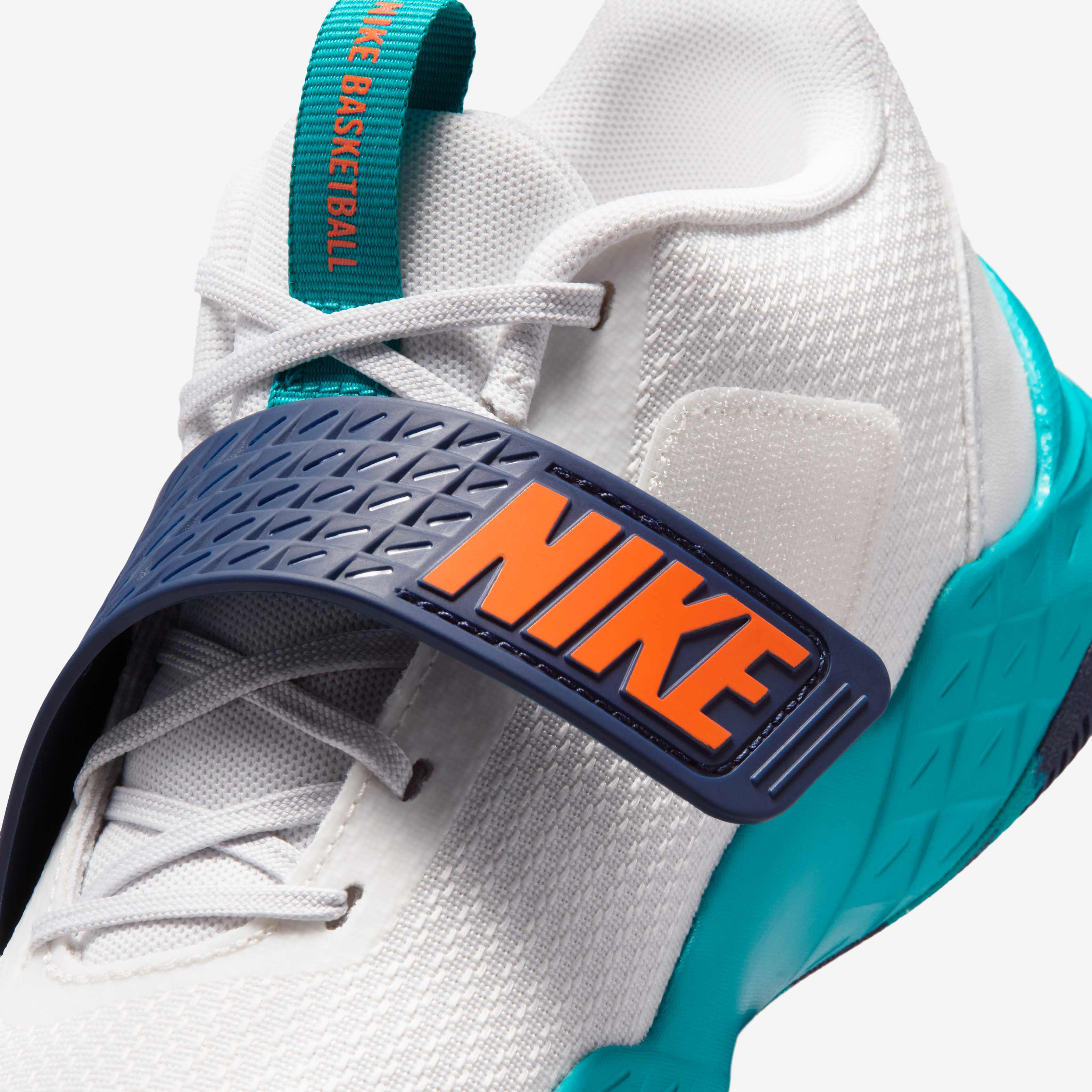 Nike Team Hustle D 12 image number 8