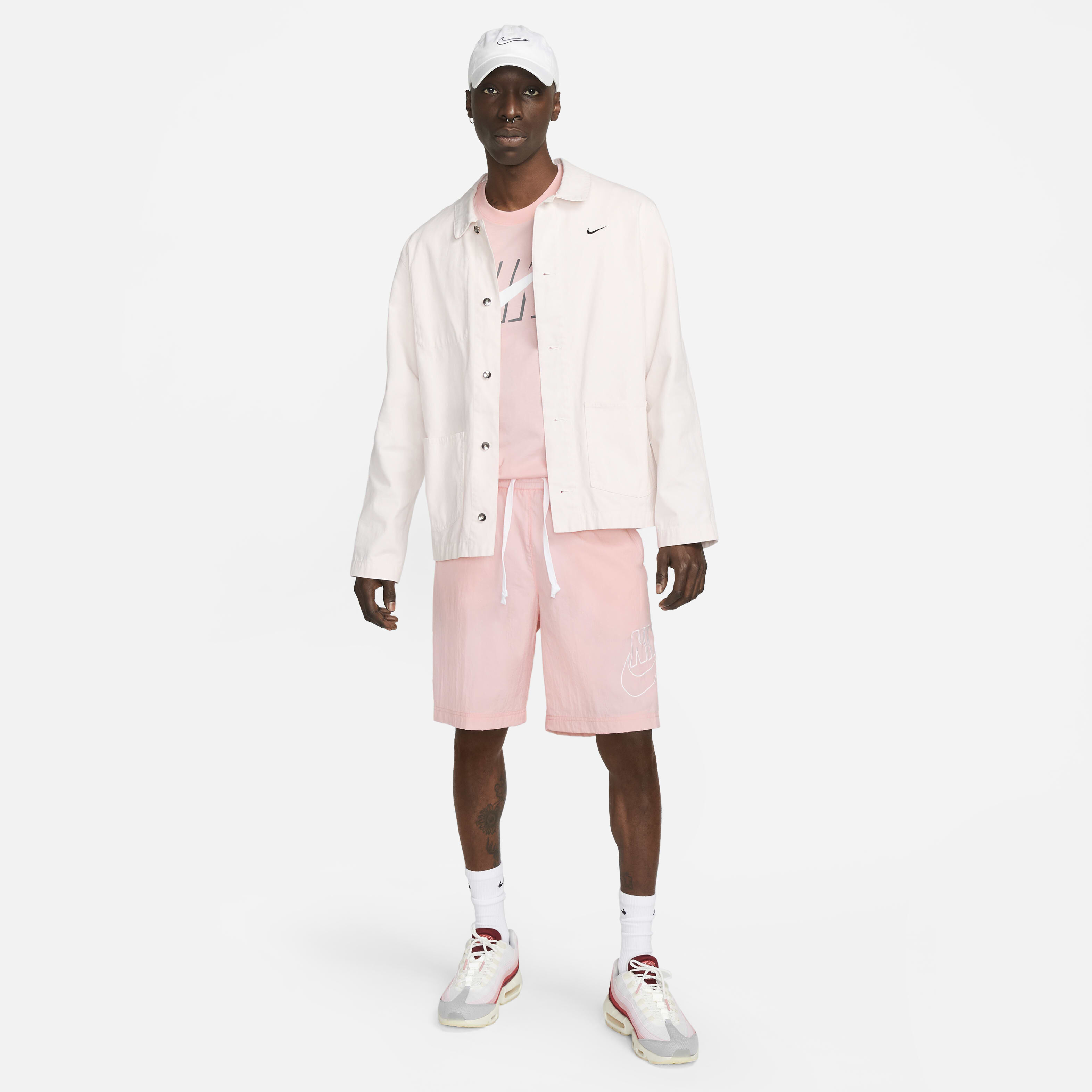 Nike Sportswear Alumni image number 6