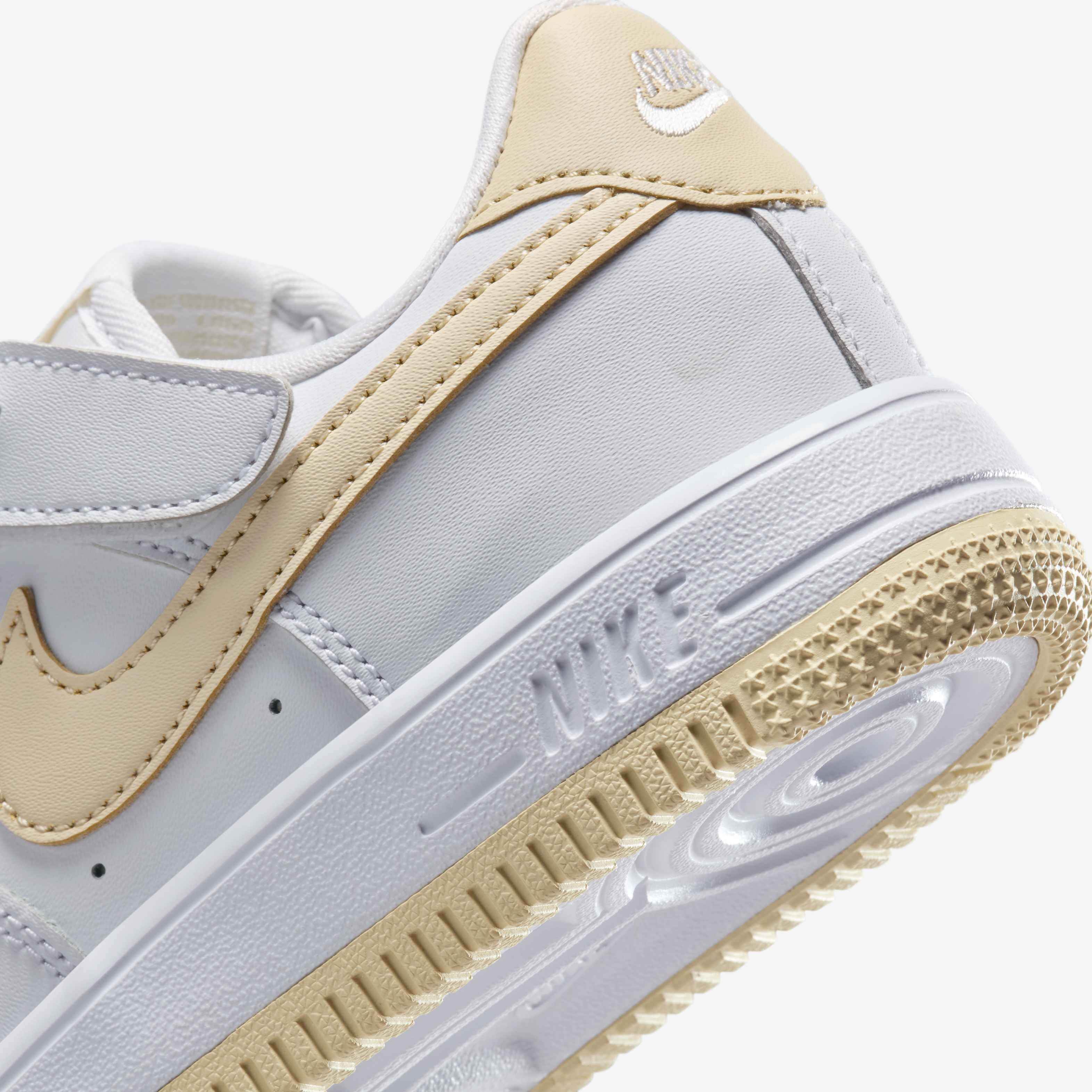 Nike Force 1 Low EasyOn image number 7