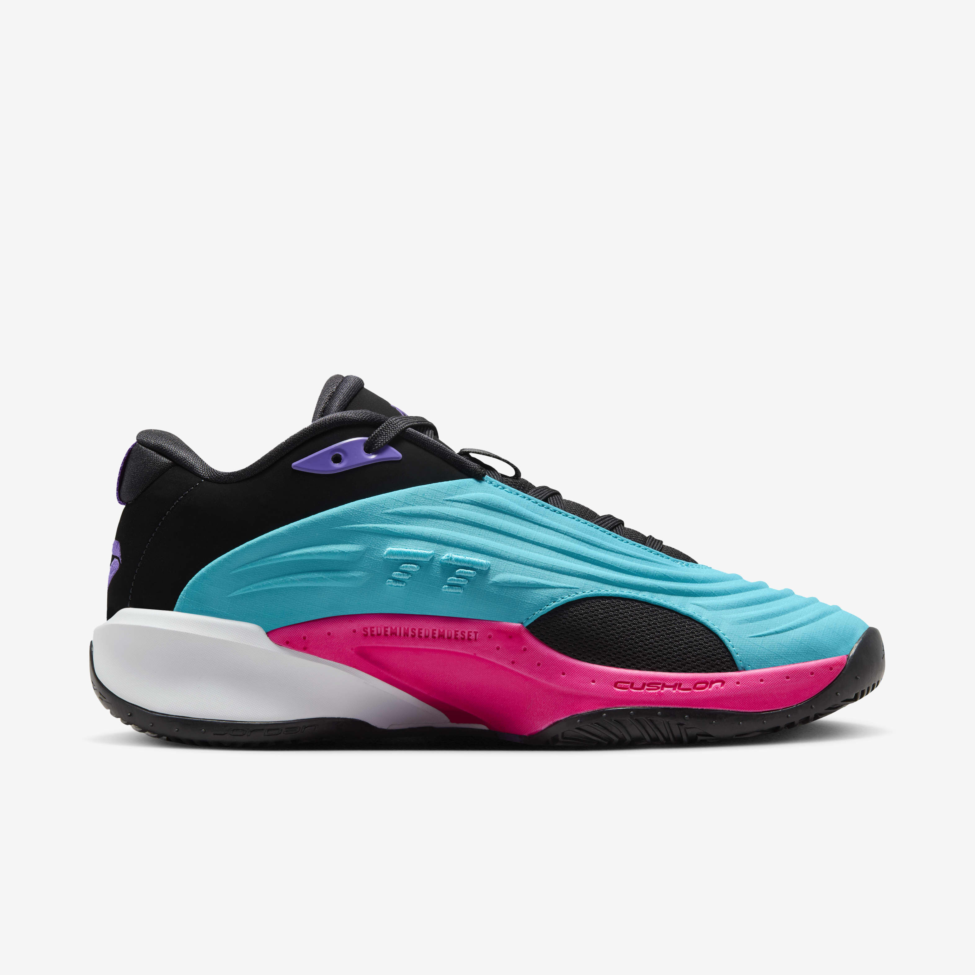 Luka 3 'Safari' image number 2