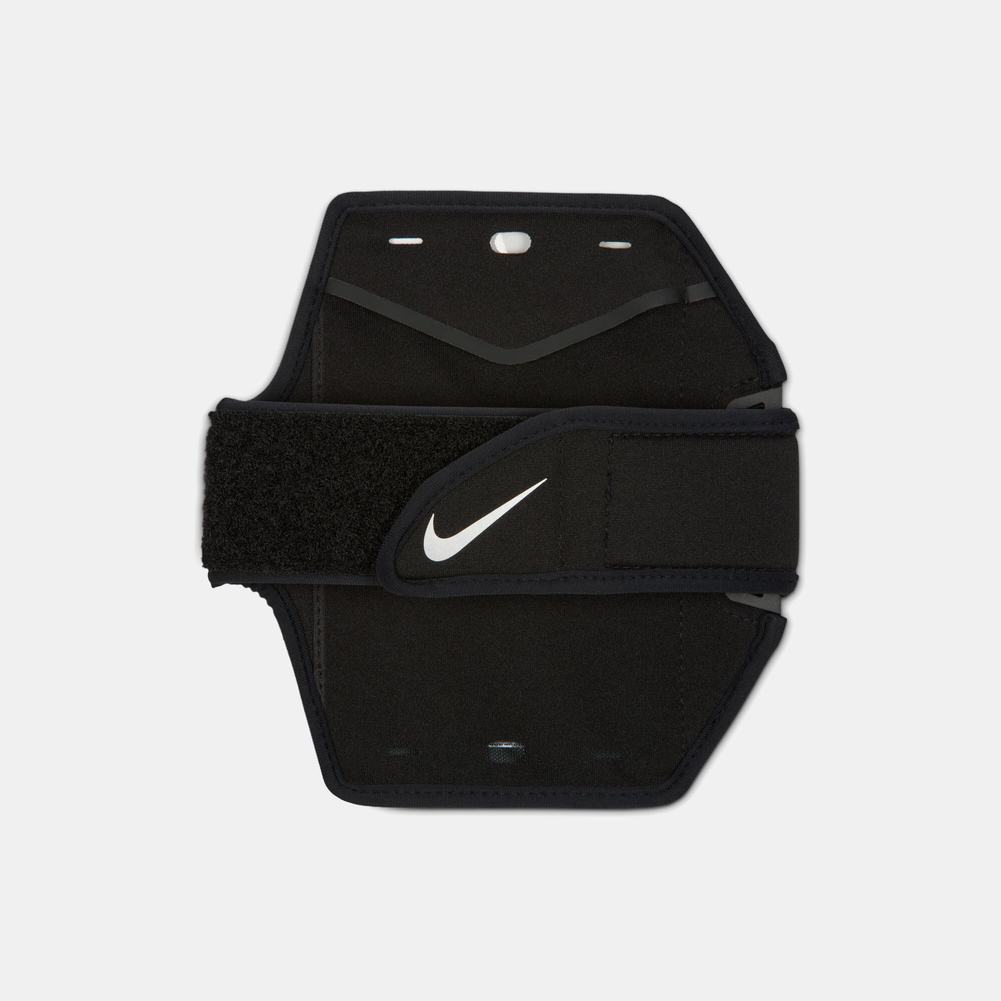 Nike Essentials image number 1