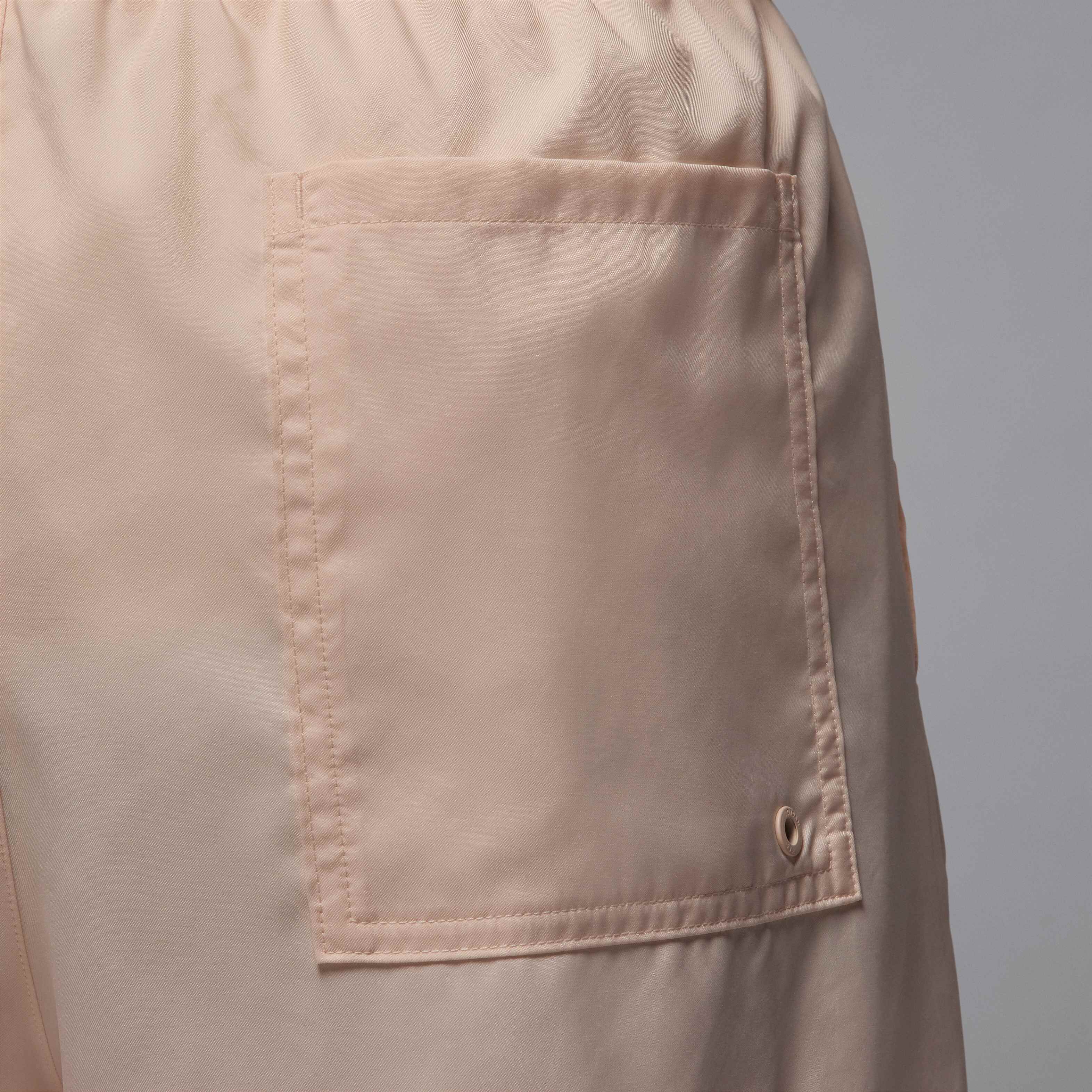 Jordan Essentials image number 5