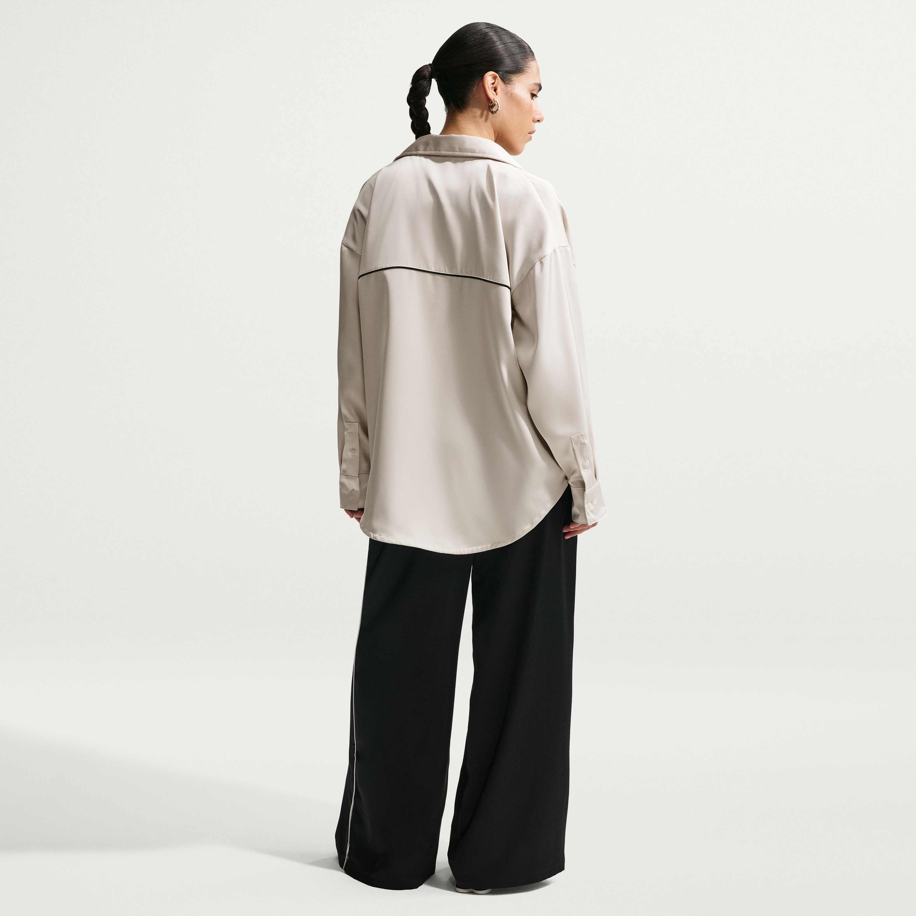 نايكي سبورتسوير image number 4