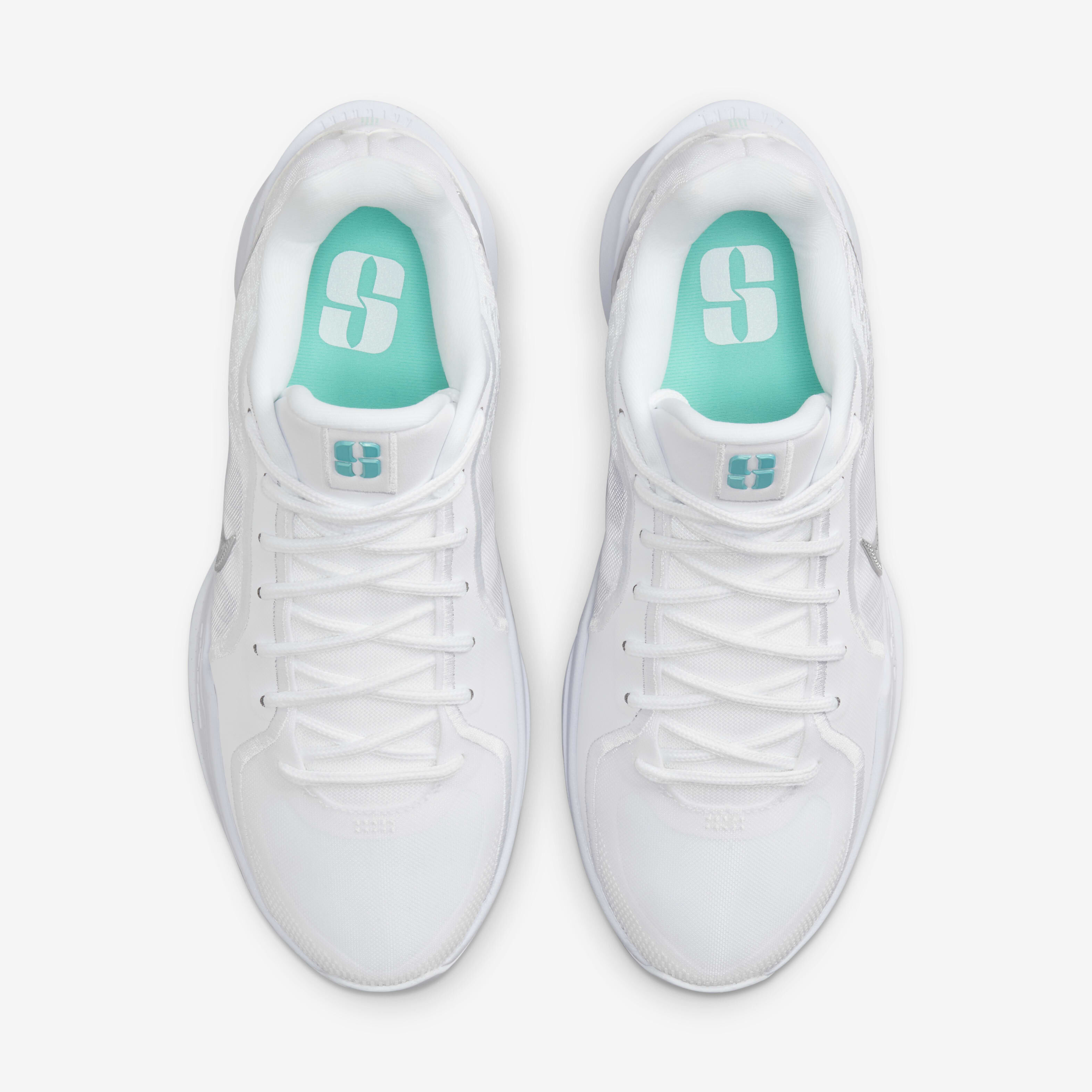 Sabrina 2 'Traditions' image number 3