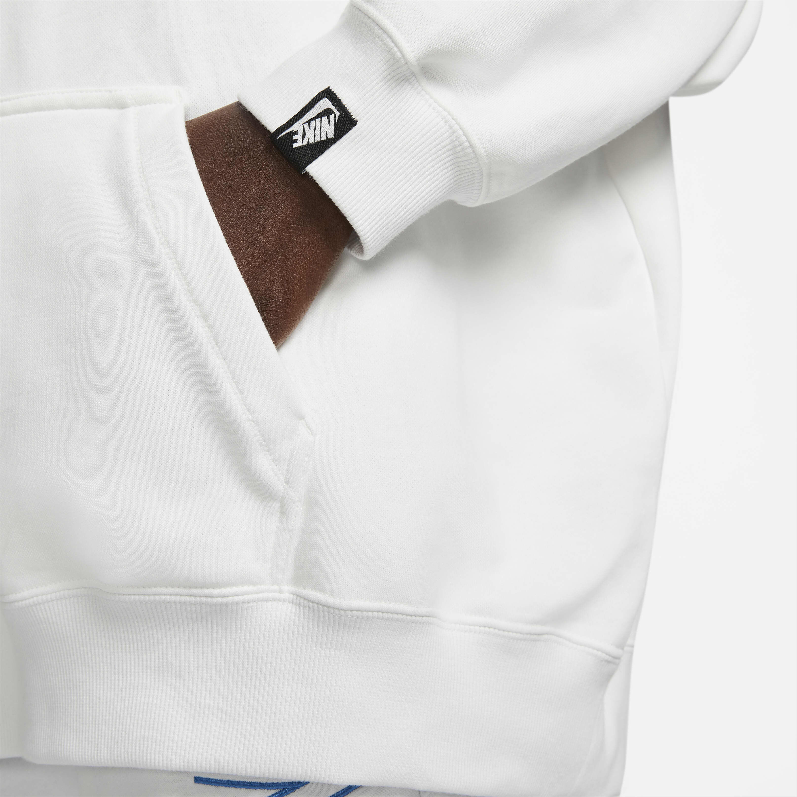 نايكي سبورتسوير image number 4