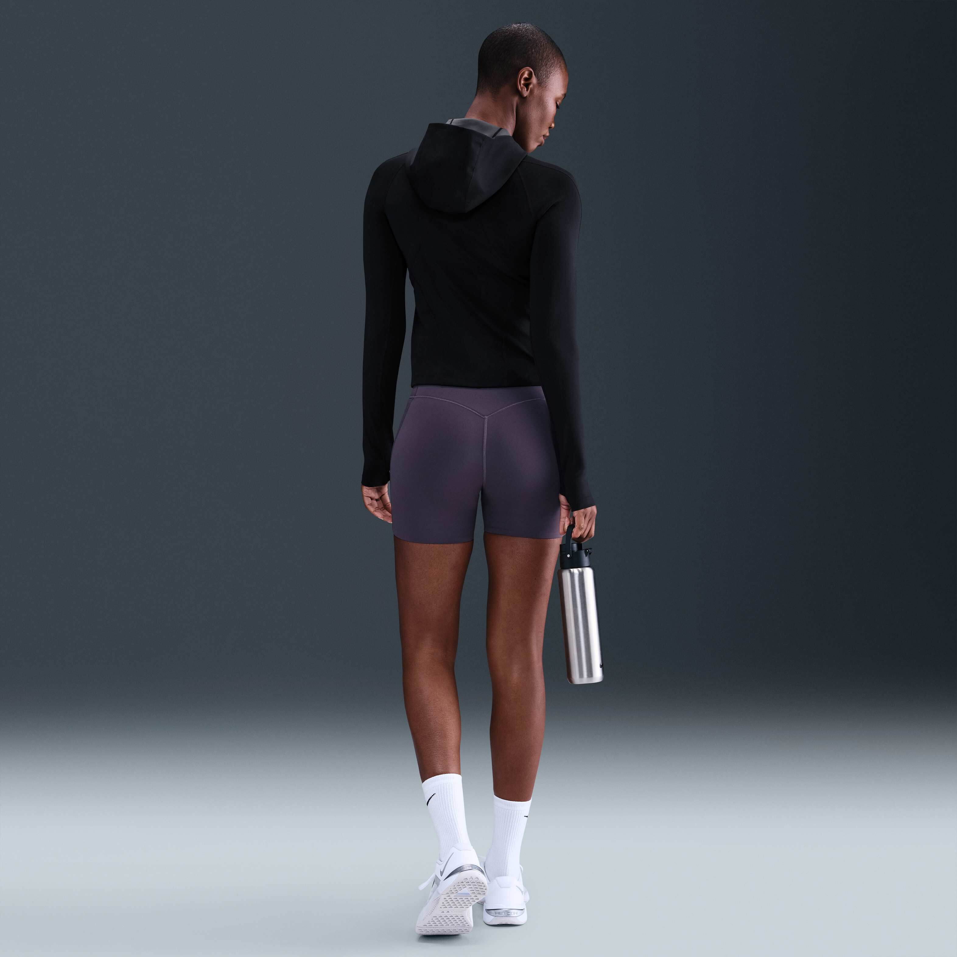 Nike Universa image number 4