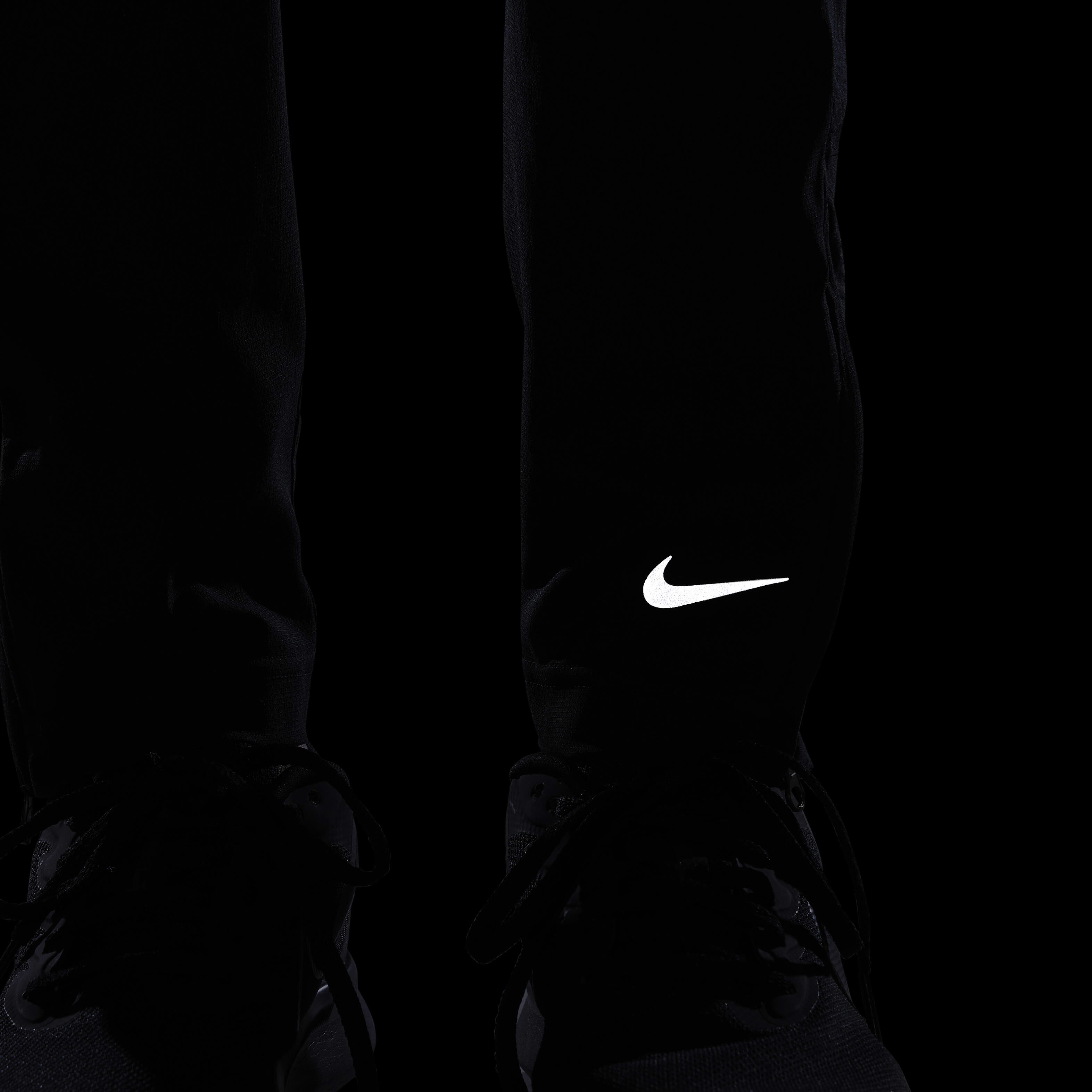 Nike Multi Tech EasyOn image number 10