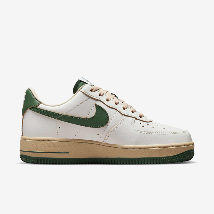Nike Air Force 1 '07 LV8 image number 2 Nike Air Force 1 '07 LV8 image number 2