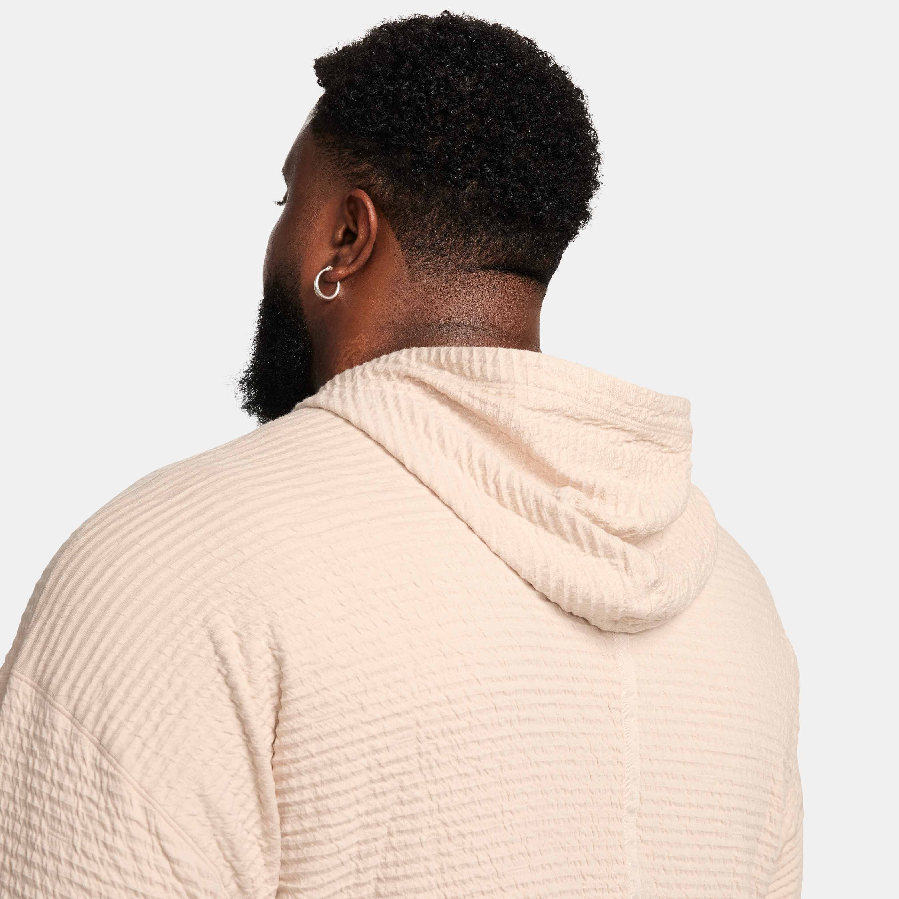 نايكي يوغا تيكستشر image number 12