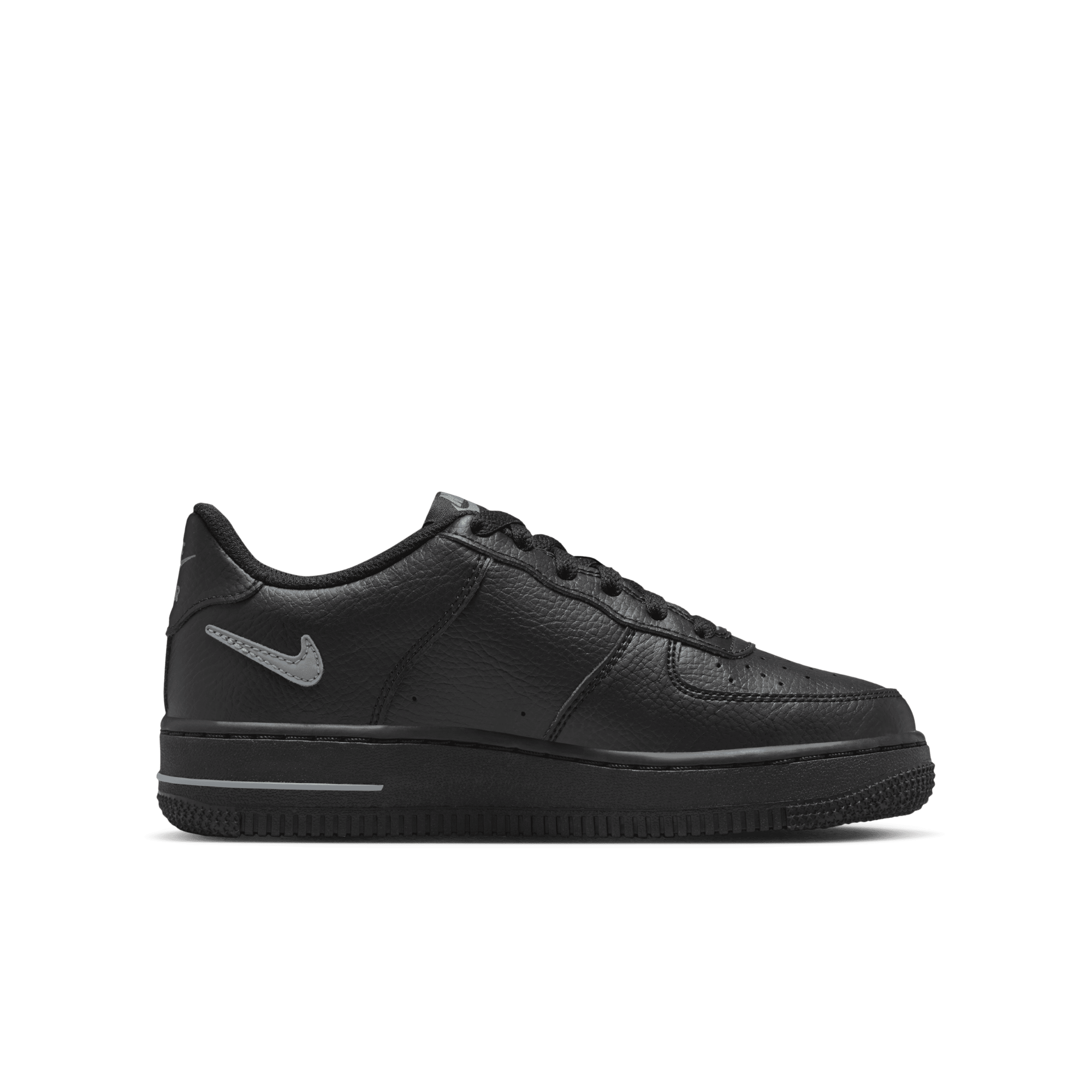 Shop Air Force 1 Older Kids' Shoes | Nike UAE