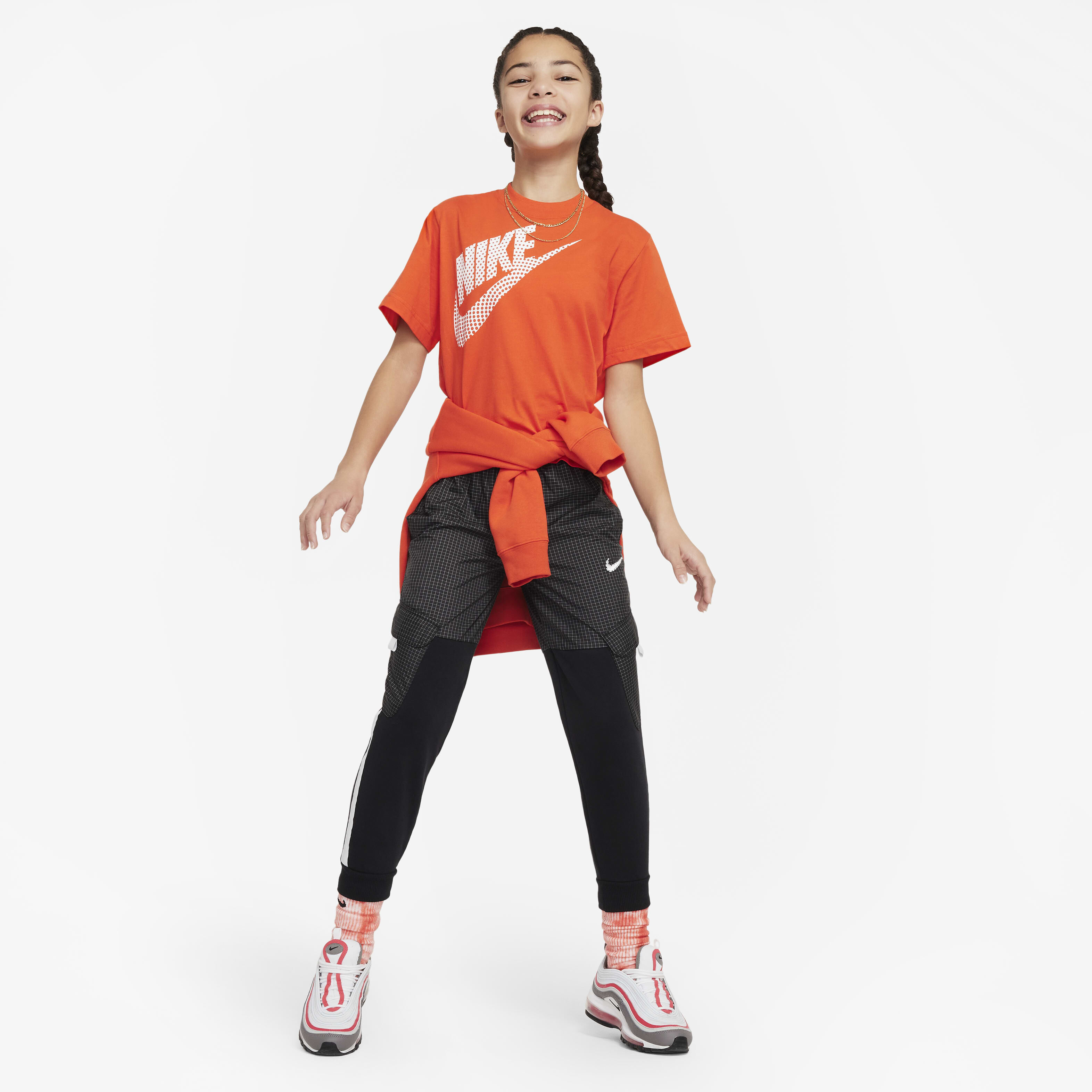 نايكي سبورتسوير ايسنشال image number 4