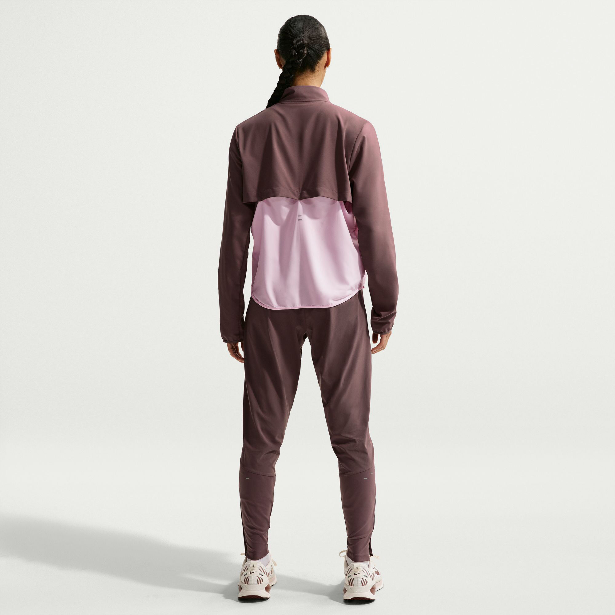 Nike Tempo Swoosh Run image number 1