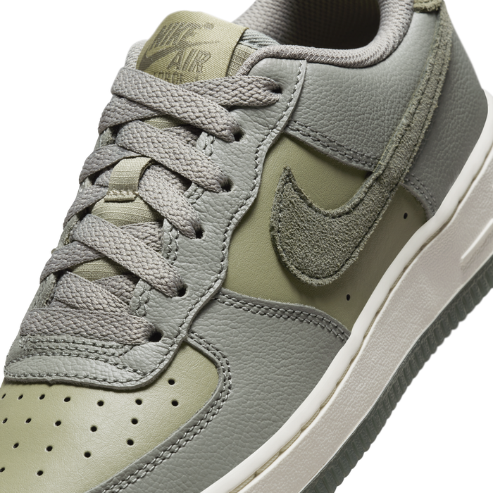 Nike air force 1 lv8 damen high sales