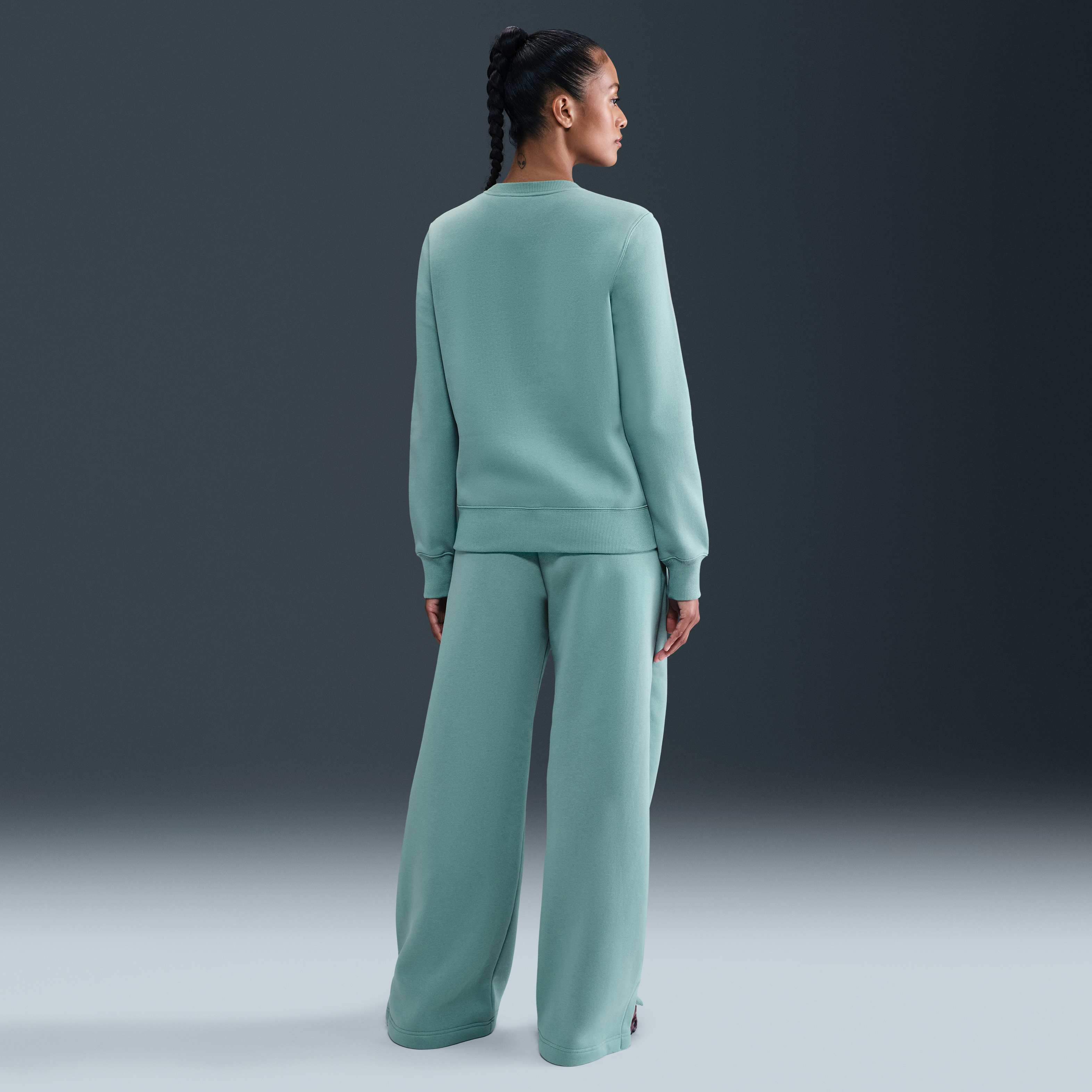 نايكي سبورتسوير فينيكس فليس image number 4