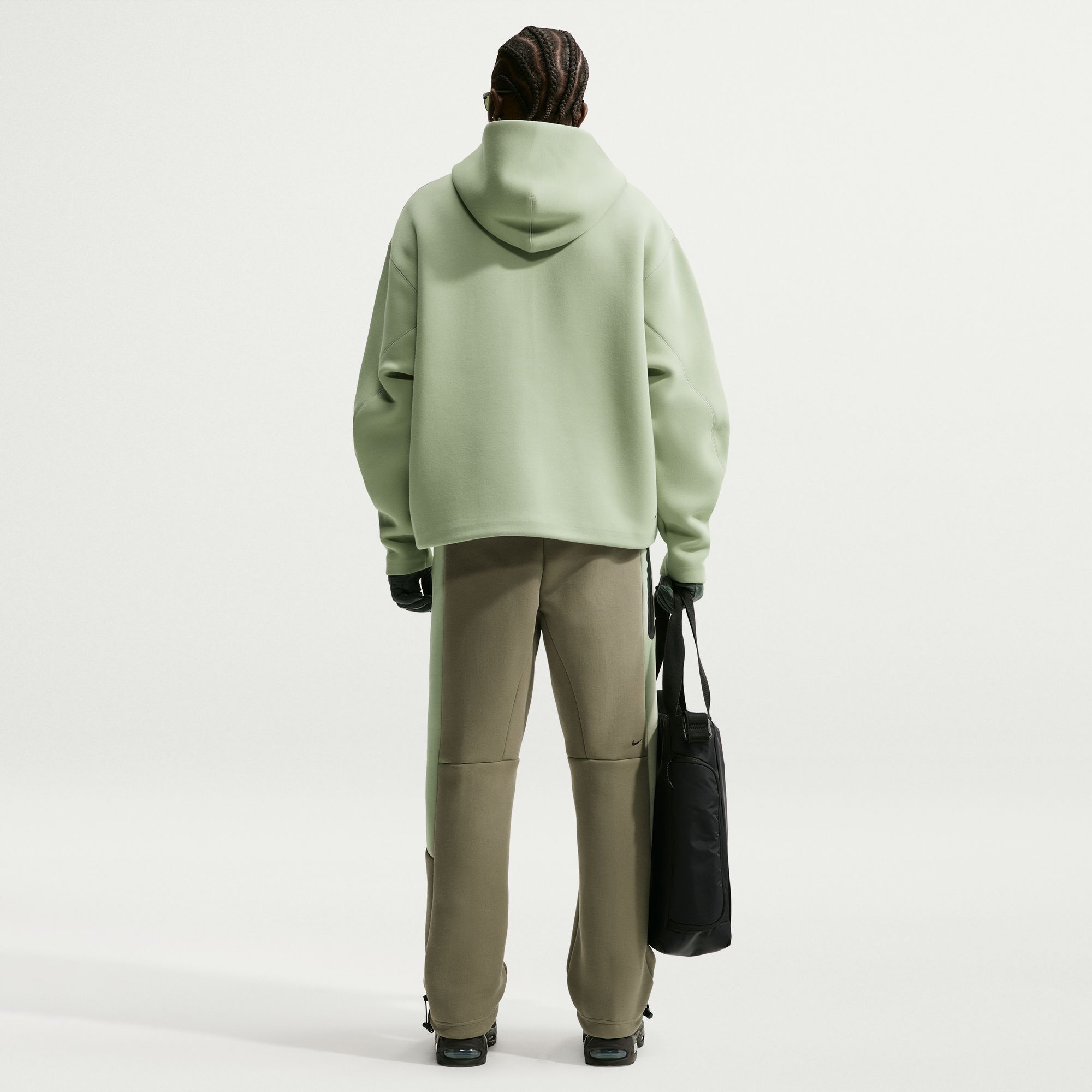 Nike Tech image number 1