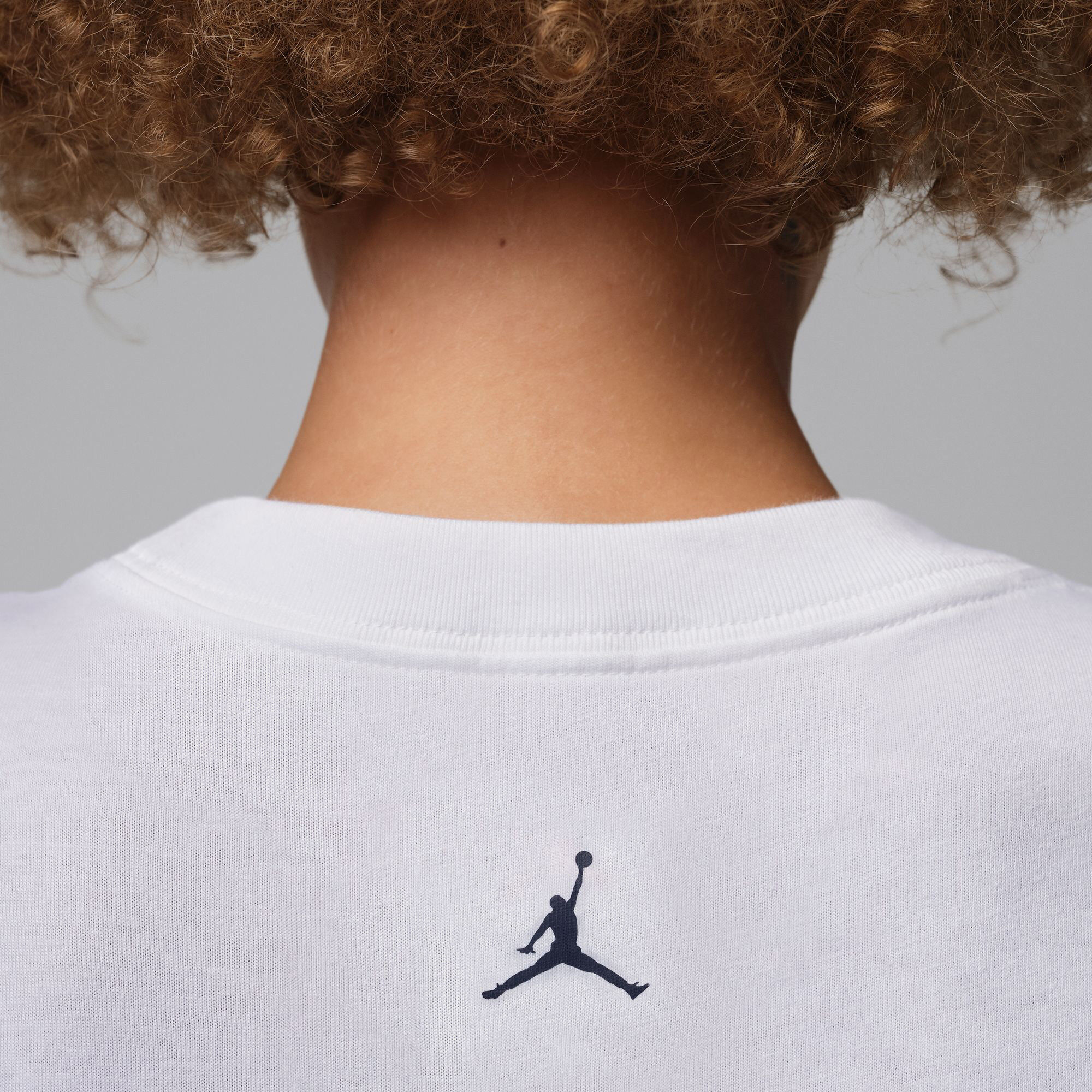 Zoom image