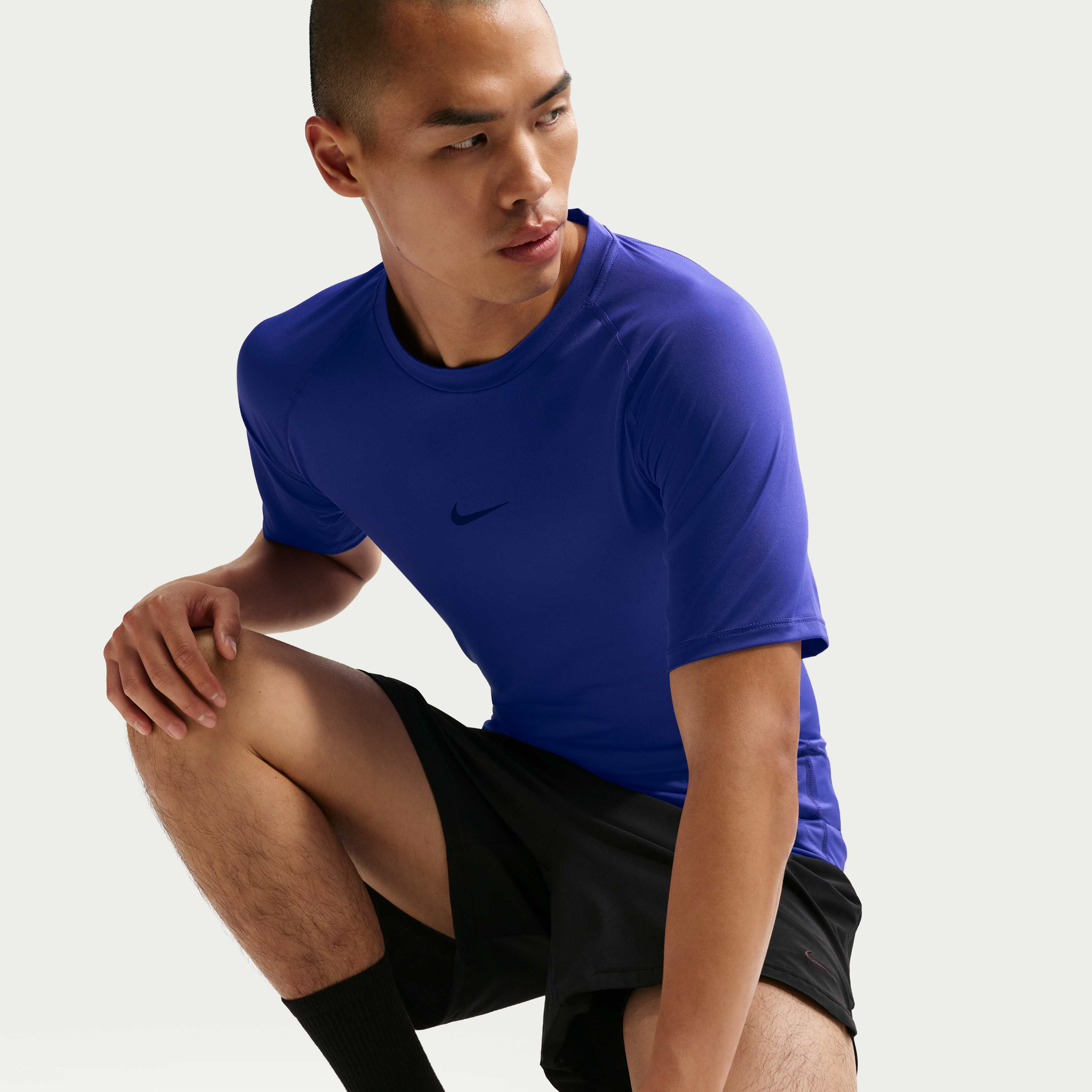 Nike Pro image number 2
