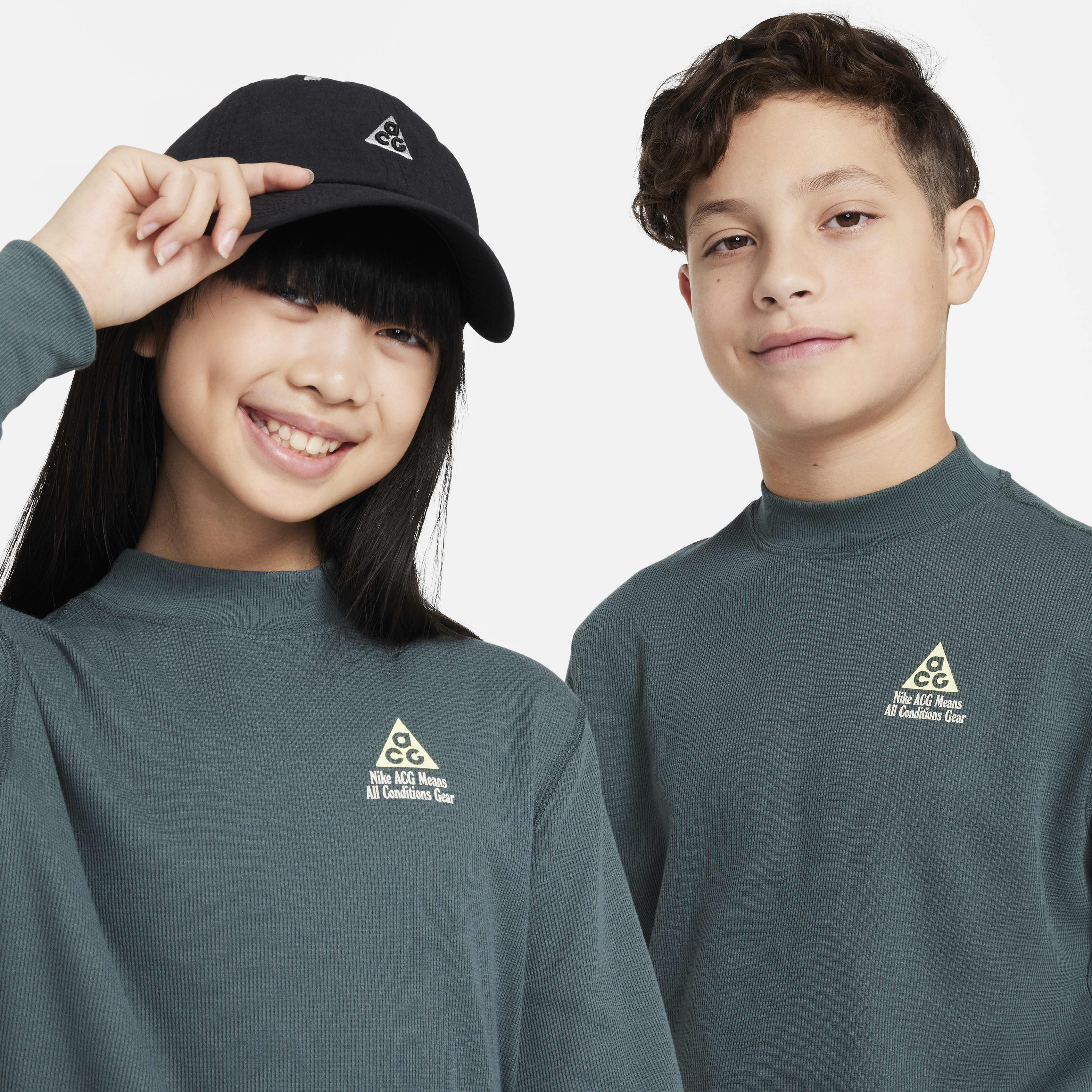 Nike ACG image number 2