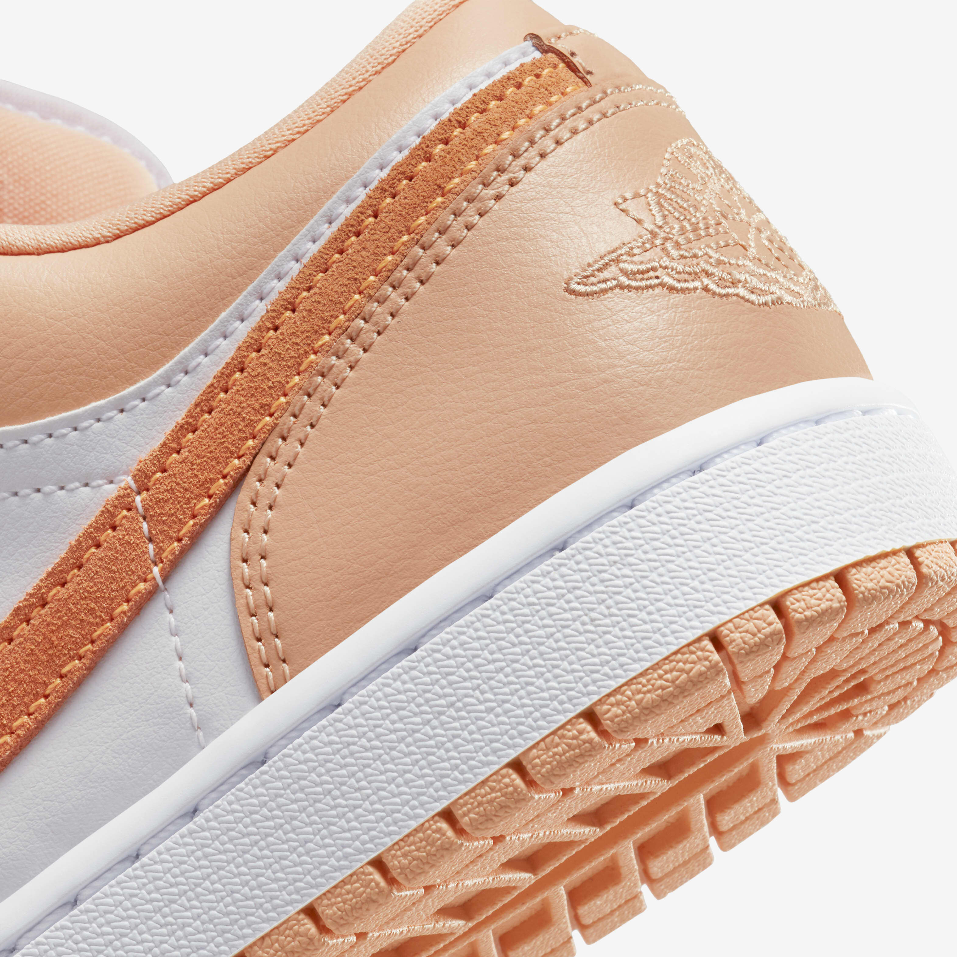 Air Jordan 1 Low Shoes image number 7