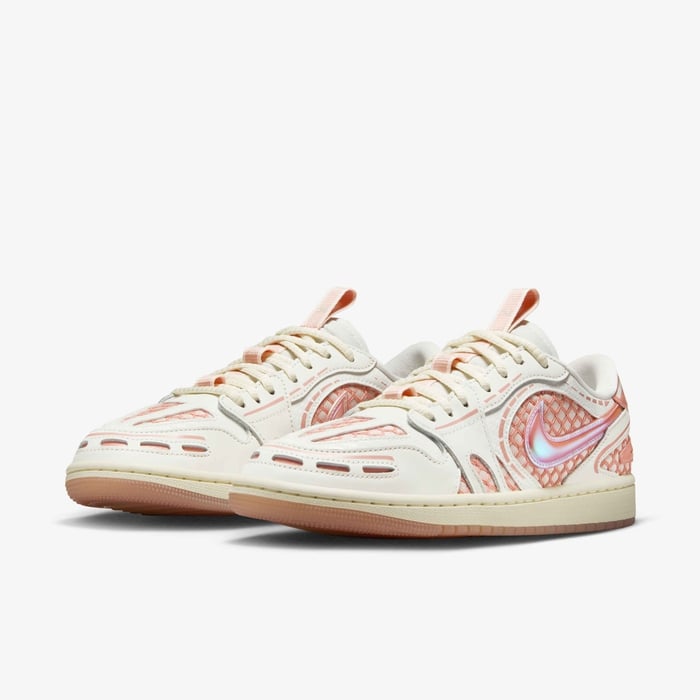 Air Jordan 1 Low Method of Make image number 4 Air Jordan 1 Low Method of Make image number 4