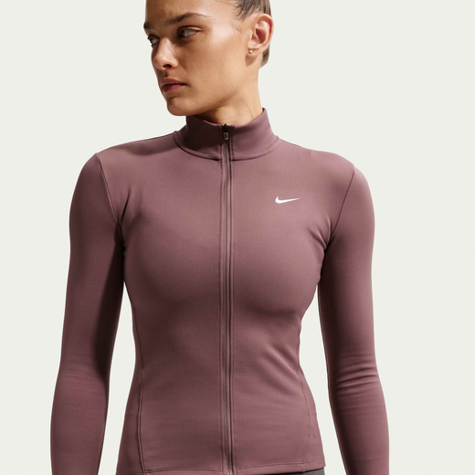 Nike One Fitted