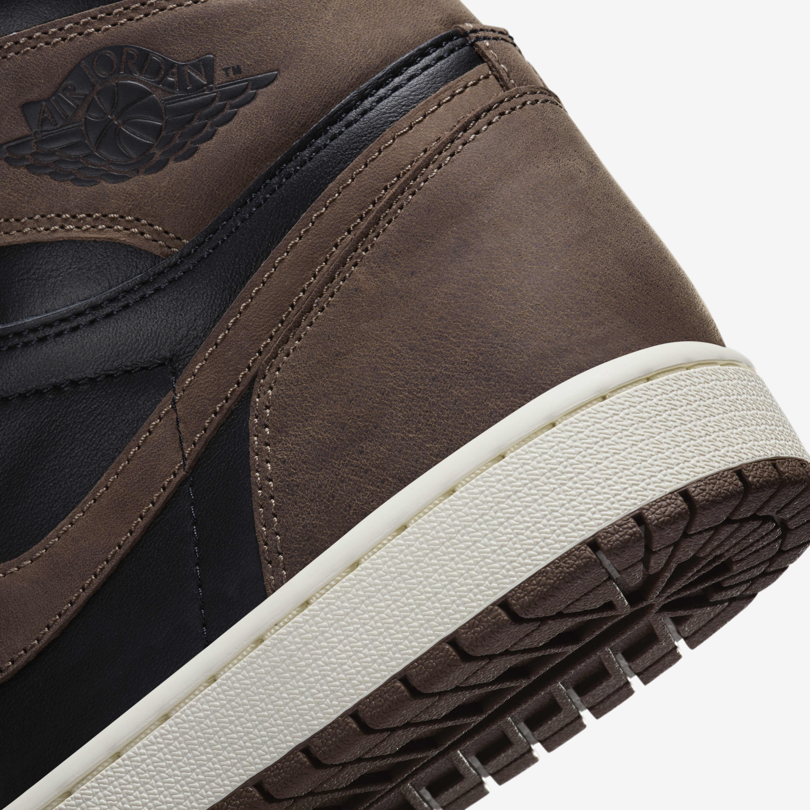 اير جوردن 1 ريترو هاي او جي image number 7