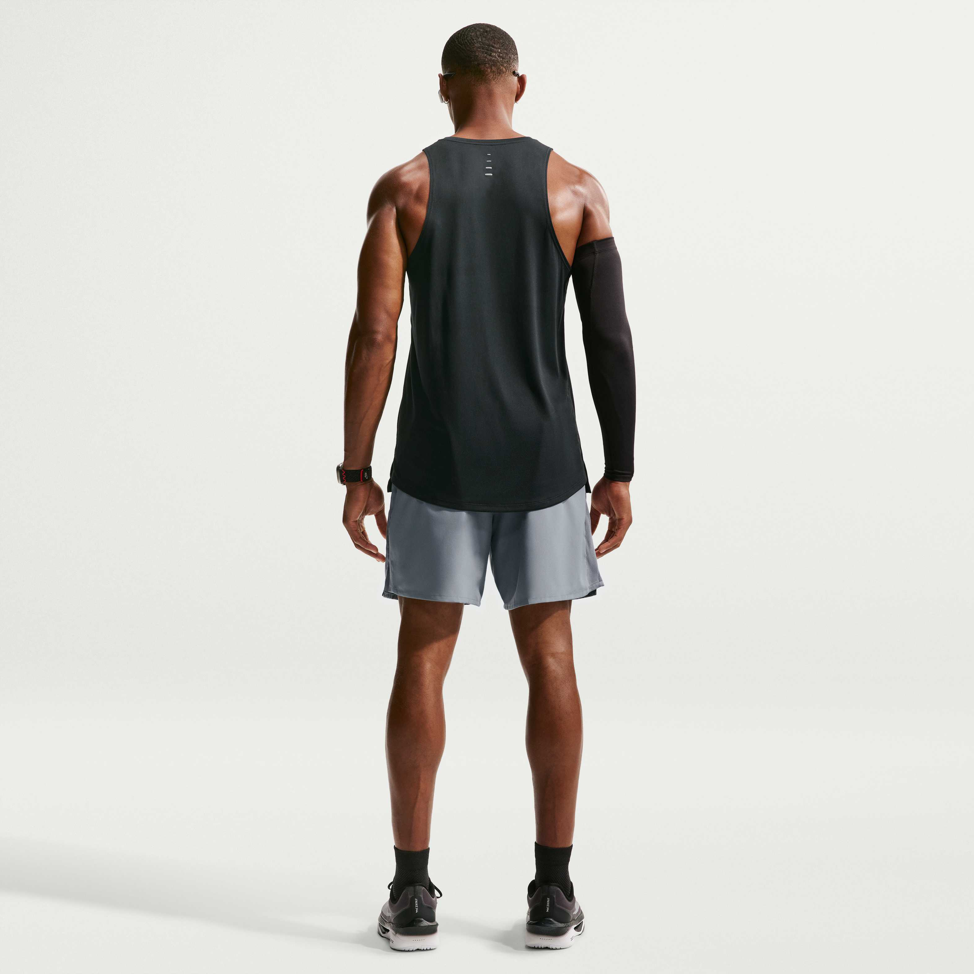 نايكي تشالنجر image number 4